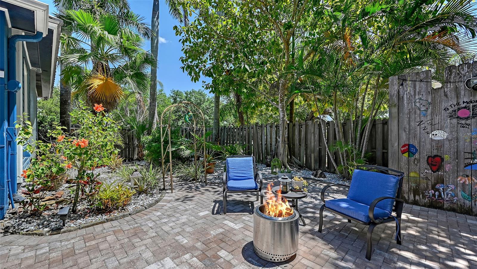 Image 62 of 76 For 204 24th Street W