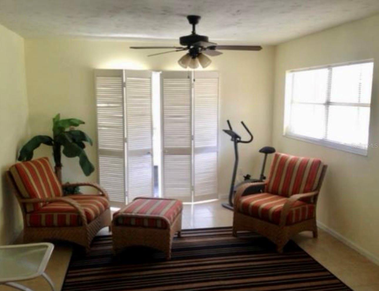 Image 4 of 9 For 5509 Fountain Lake Circle C102