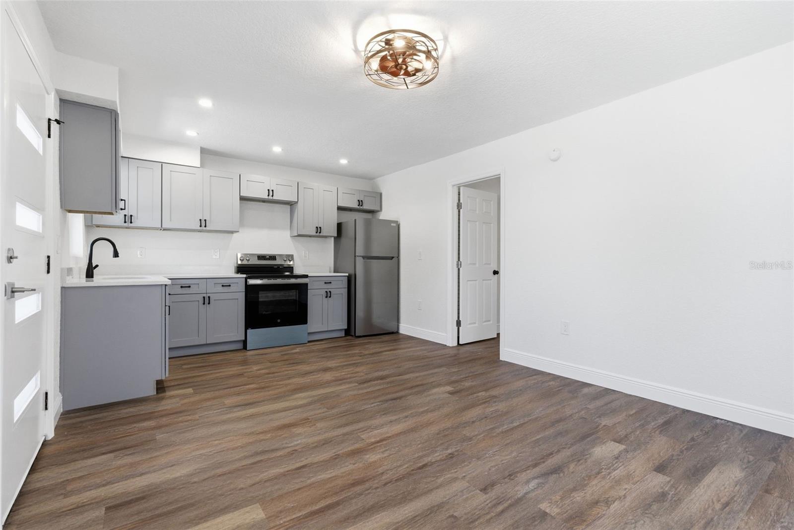 Image 10 of 30 For 113 145th Avenue E 2