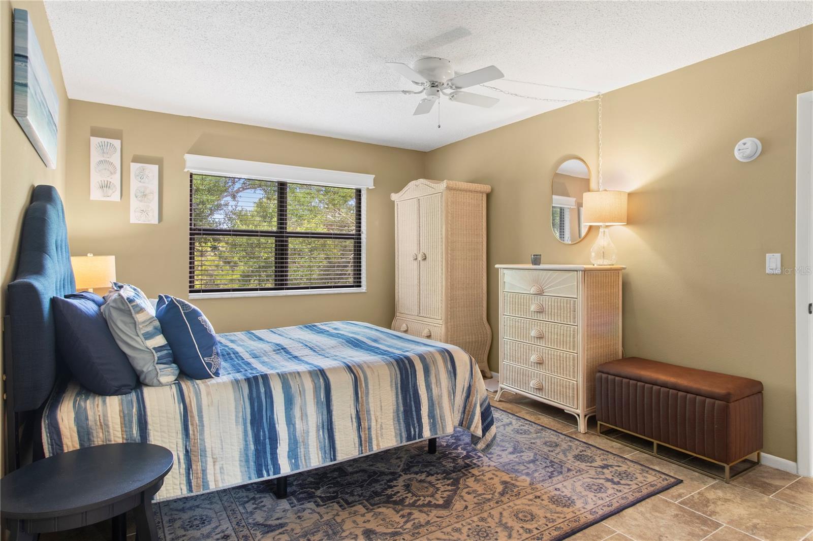 Image 17 of 43 For 315 30th Avenue W B411