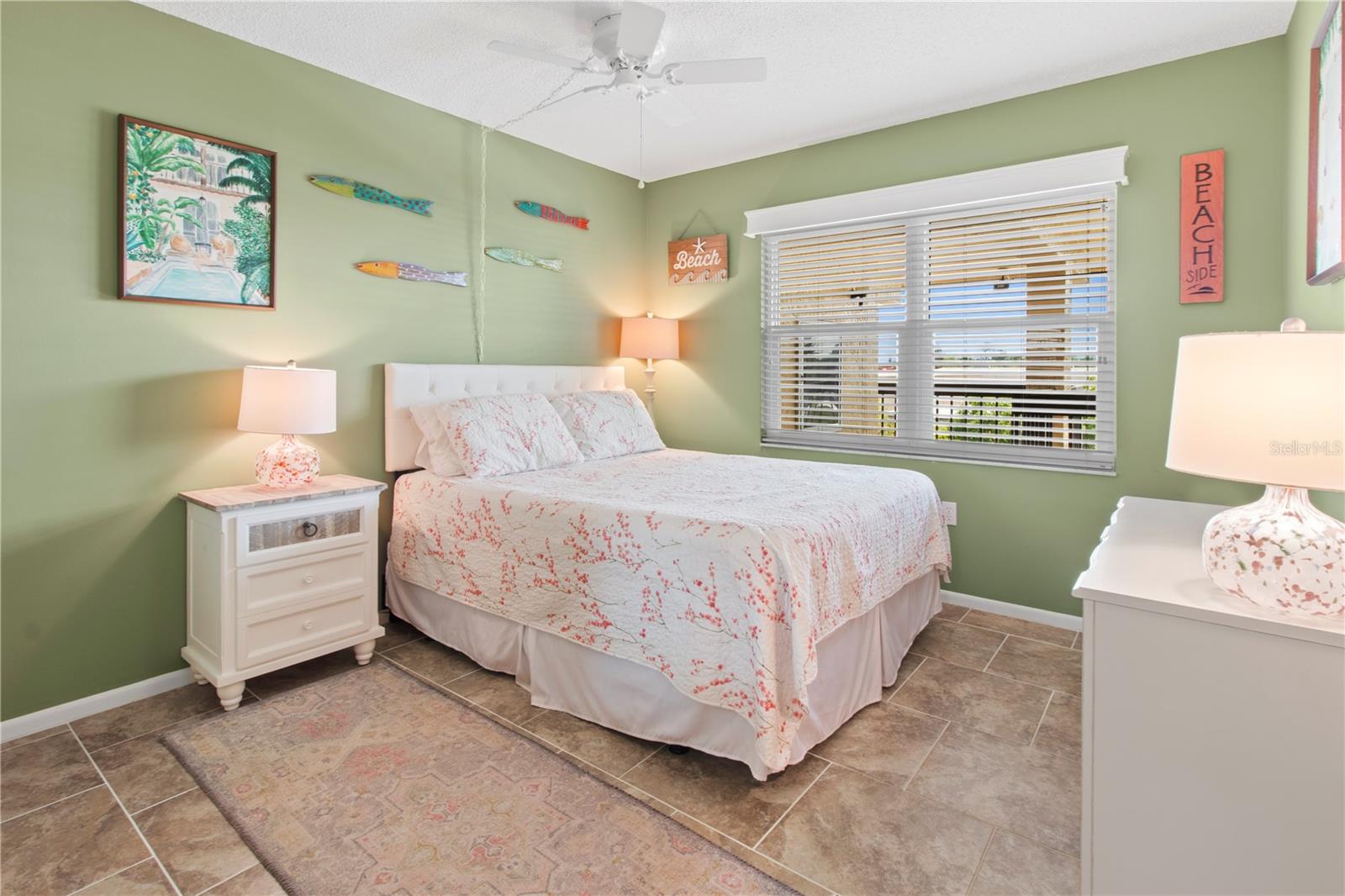 Image 19 of 43 For 315 30th Avenue W B411