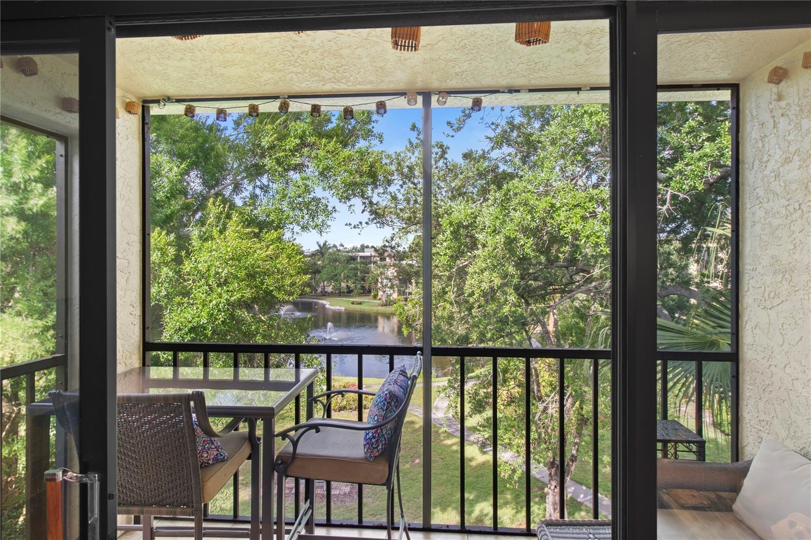 Image 23 of 43 For 315 30th Avenue W B411