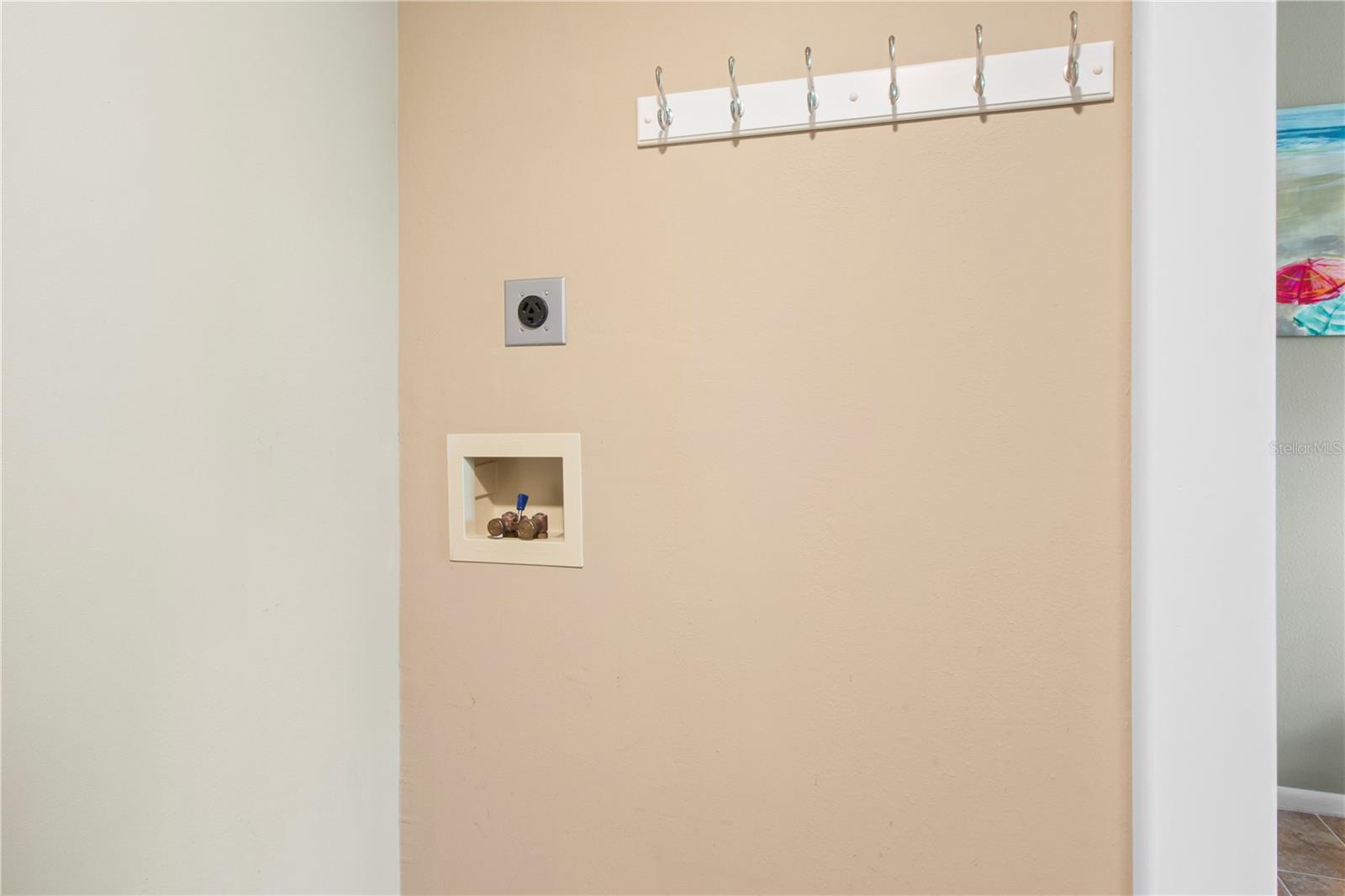 Image 26 of 43 For 315 30th Avenue W B411