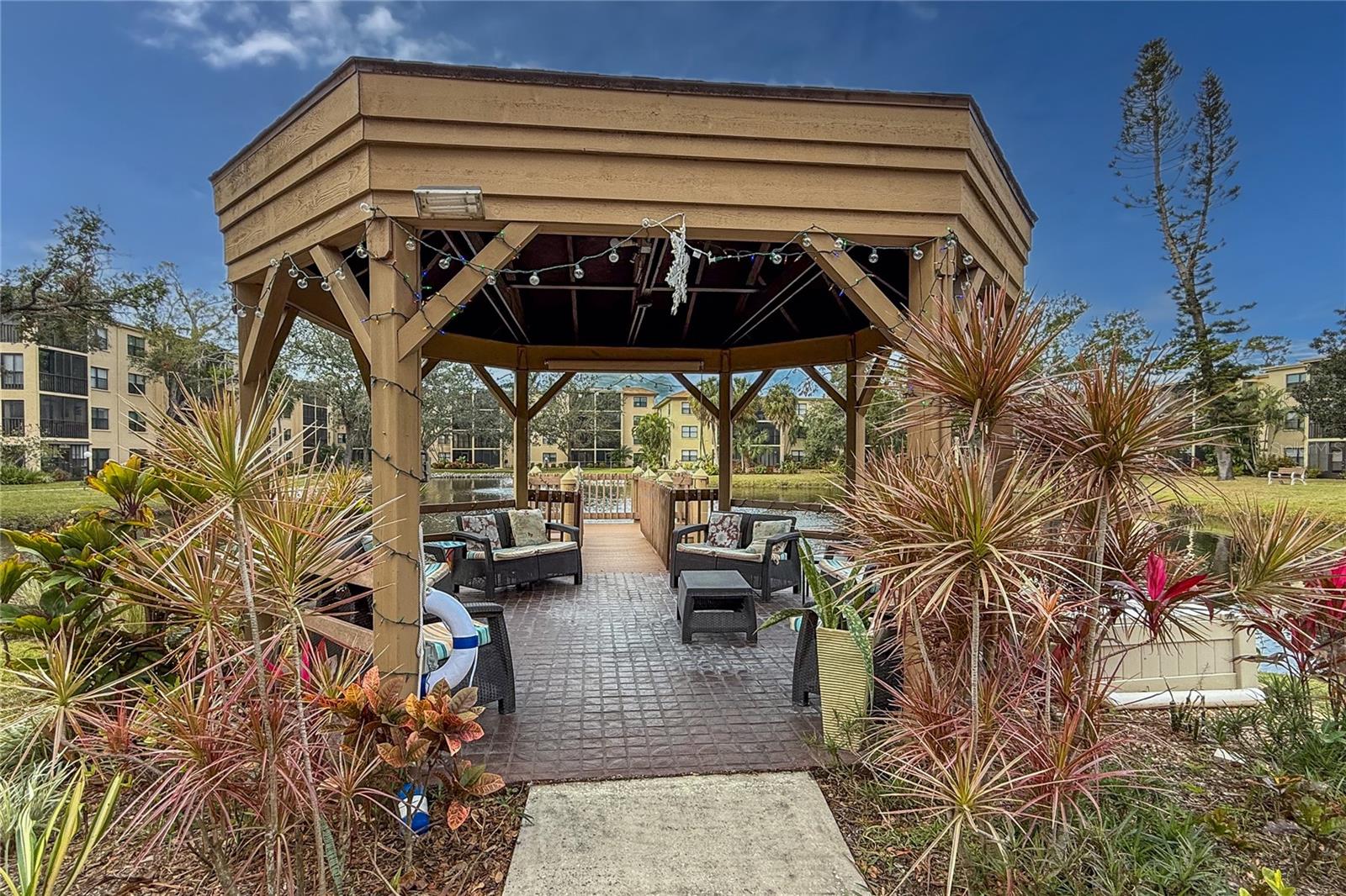 Image 38 of 43 For 315 30th Avenue W B411