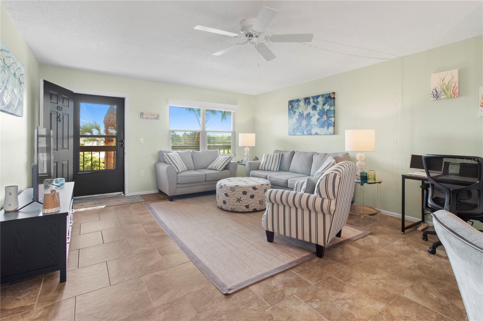 Image 6 of 43 For 315 30th Avenue W B411