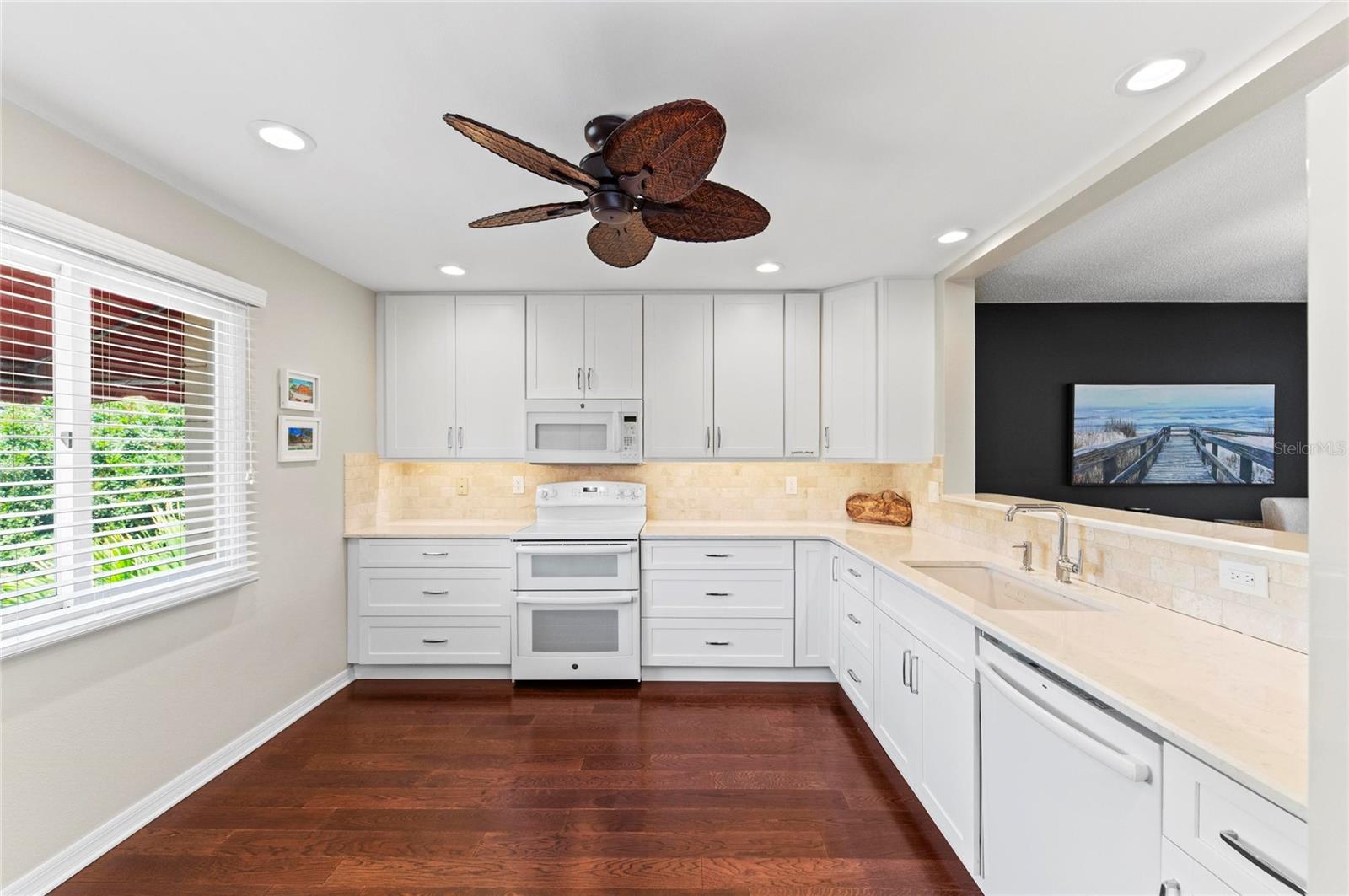 Image 20 of 95 For 6101 34th Street W 3d