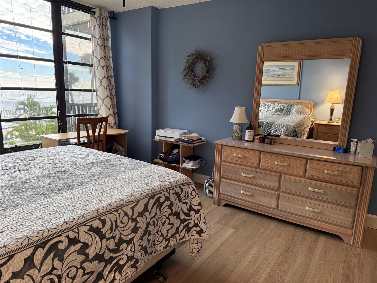 Image 10 of 12 For 18304 Gulf Boulevard 105