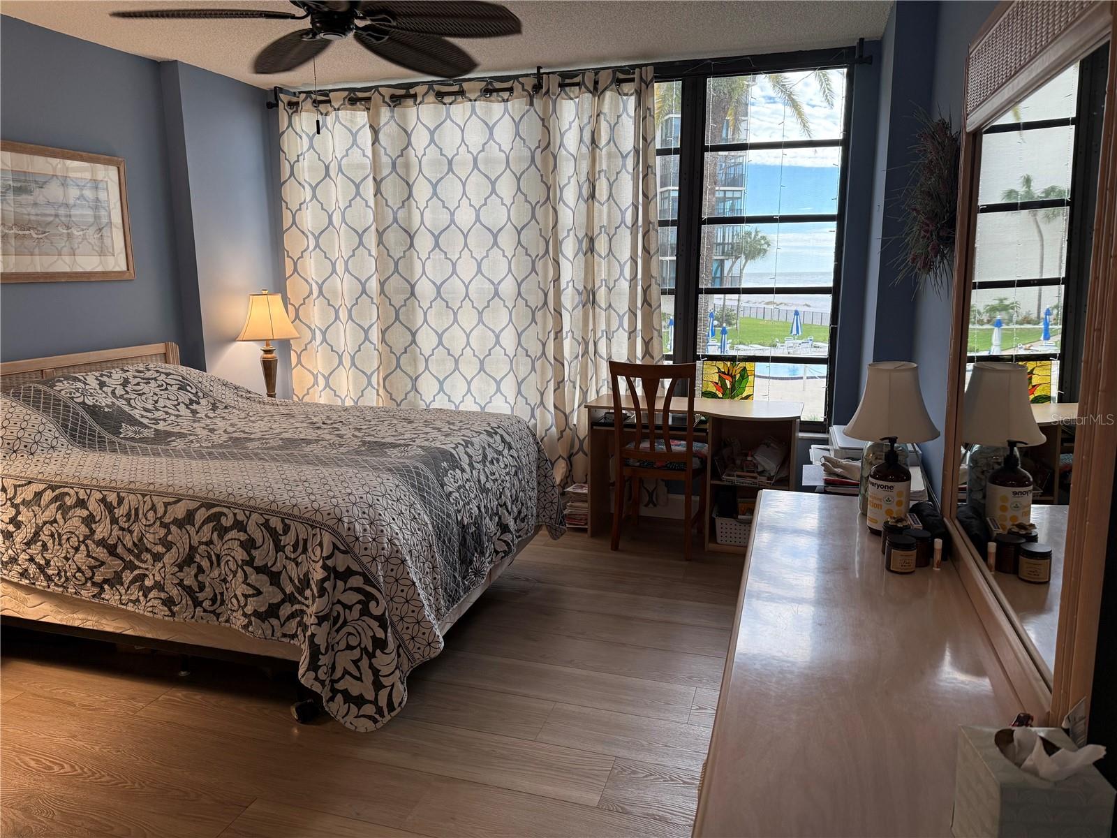 Image 11 of 12 For 18304 Gulf Boulevard 105