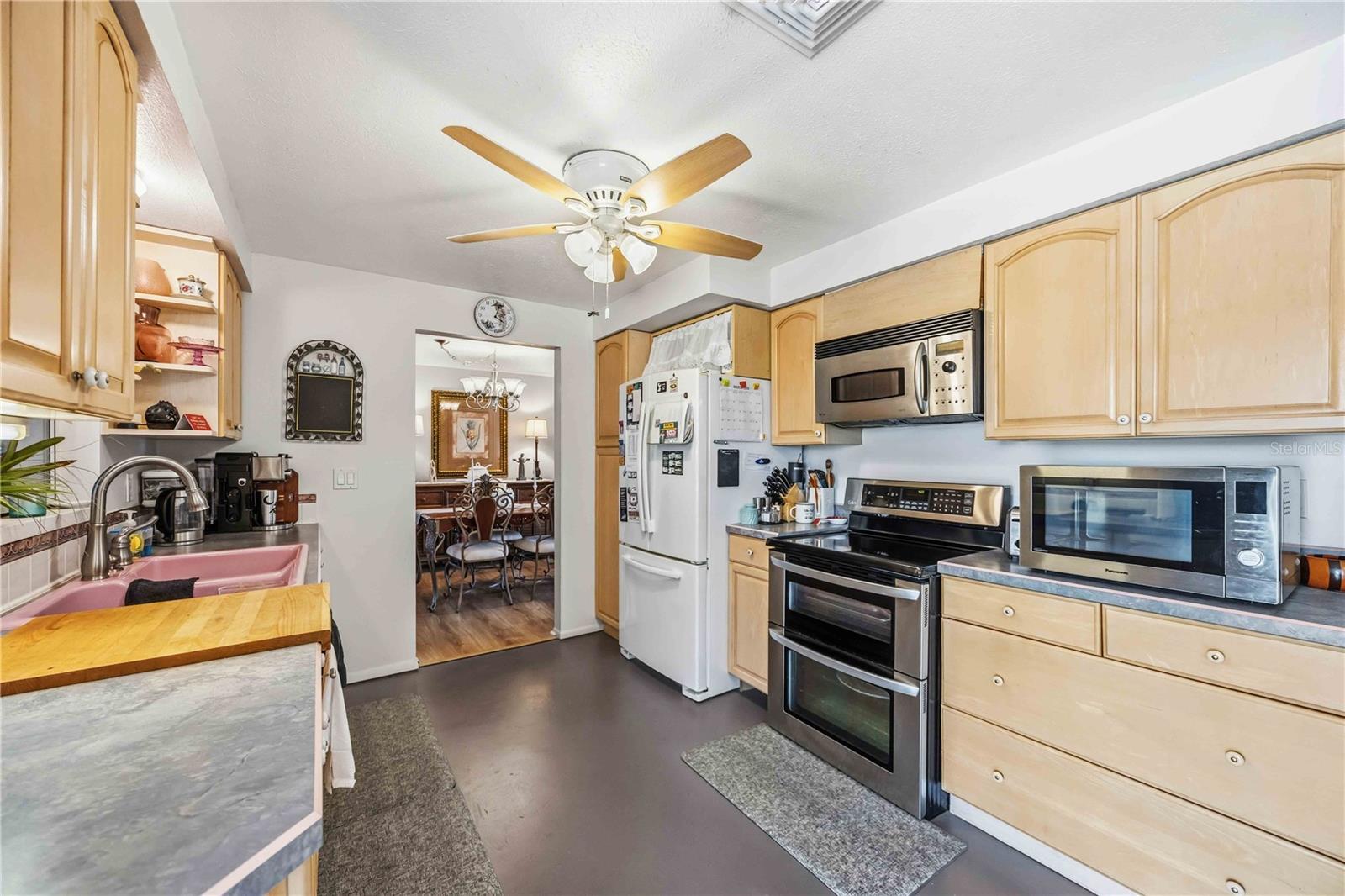 Image 22 of 55 For 1600 Cypress Point Court