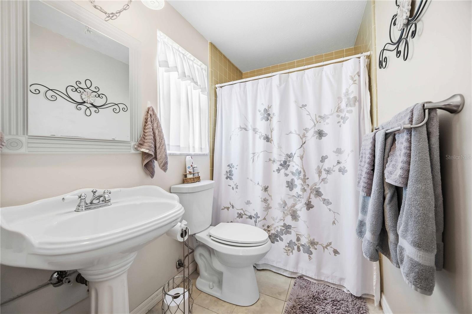 Image 31 of 55 For 1600 Cypress Point Court