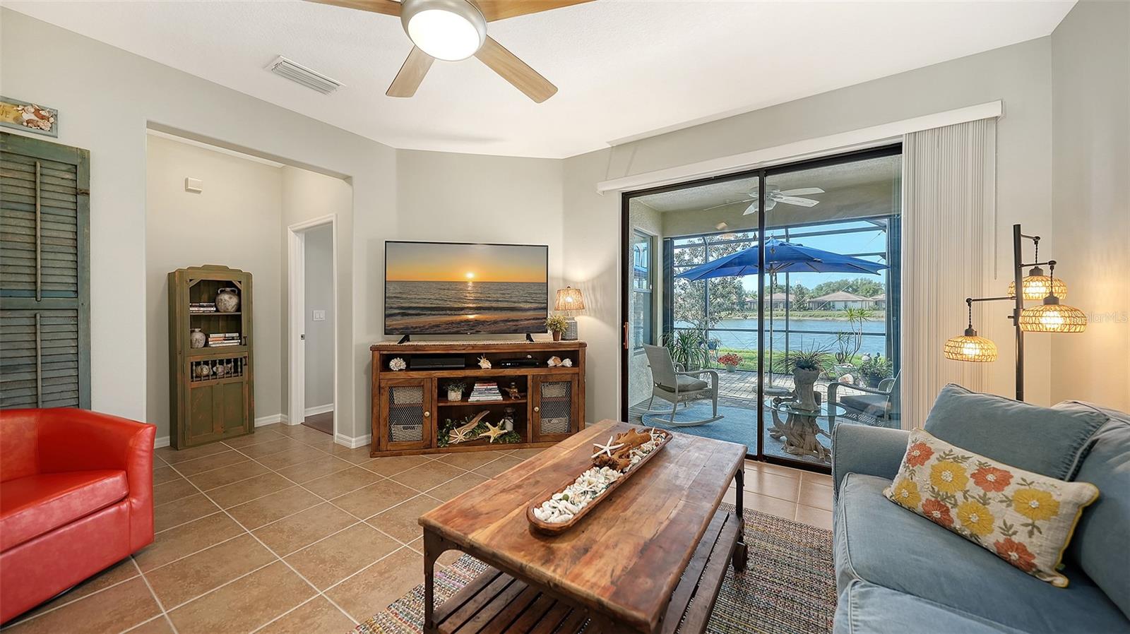 Image 13 of 55 For 11121 Campazzo Drive