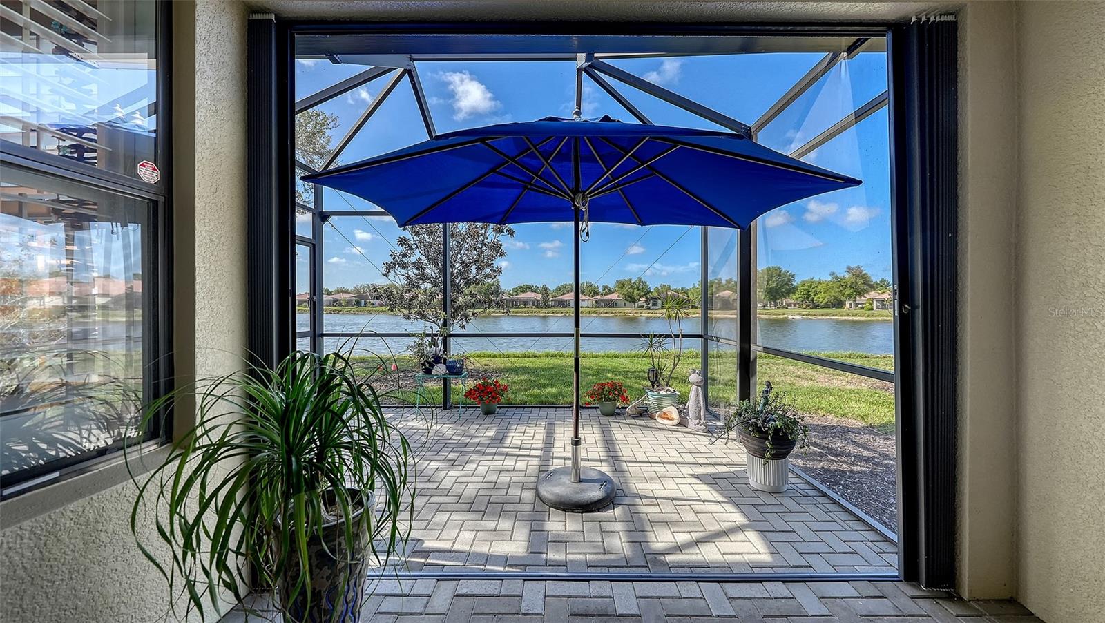 Image 16 of 55 For 11121 Campazzo Drive