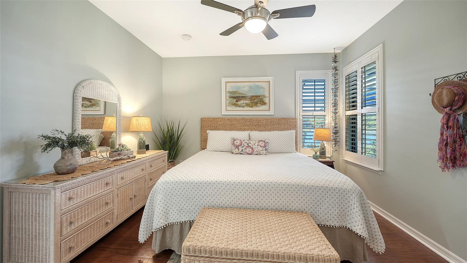 Image 27 of 55 For 11121 Campazzo Drive