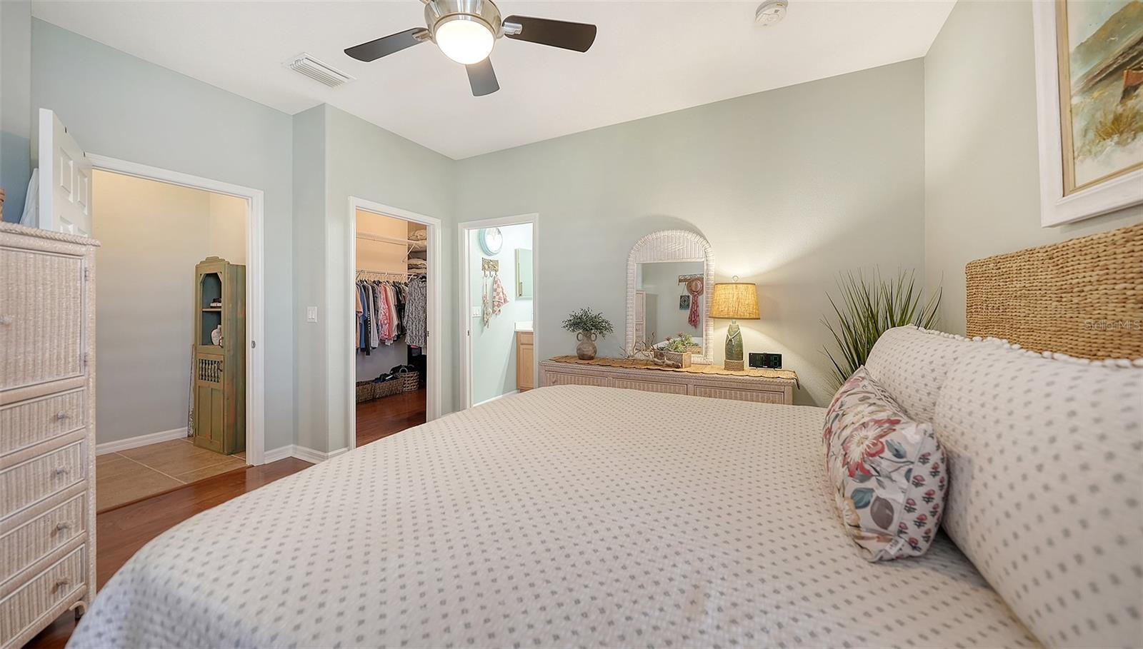 Image 29 of 55 For 11121 Campazzo Drive