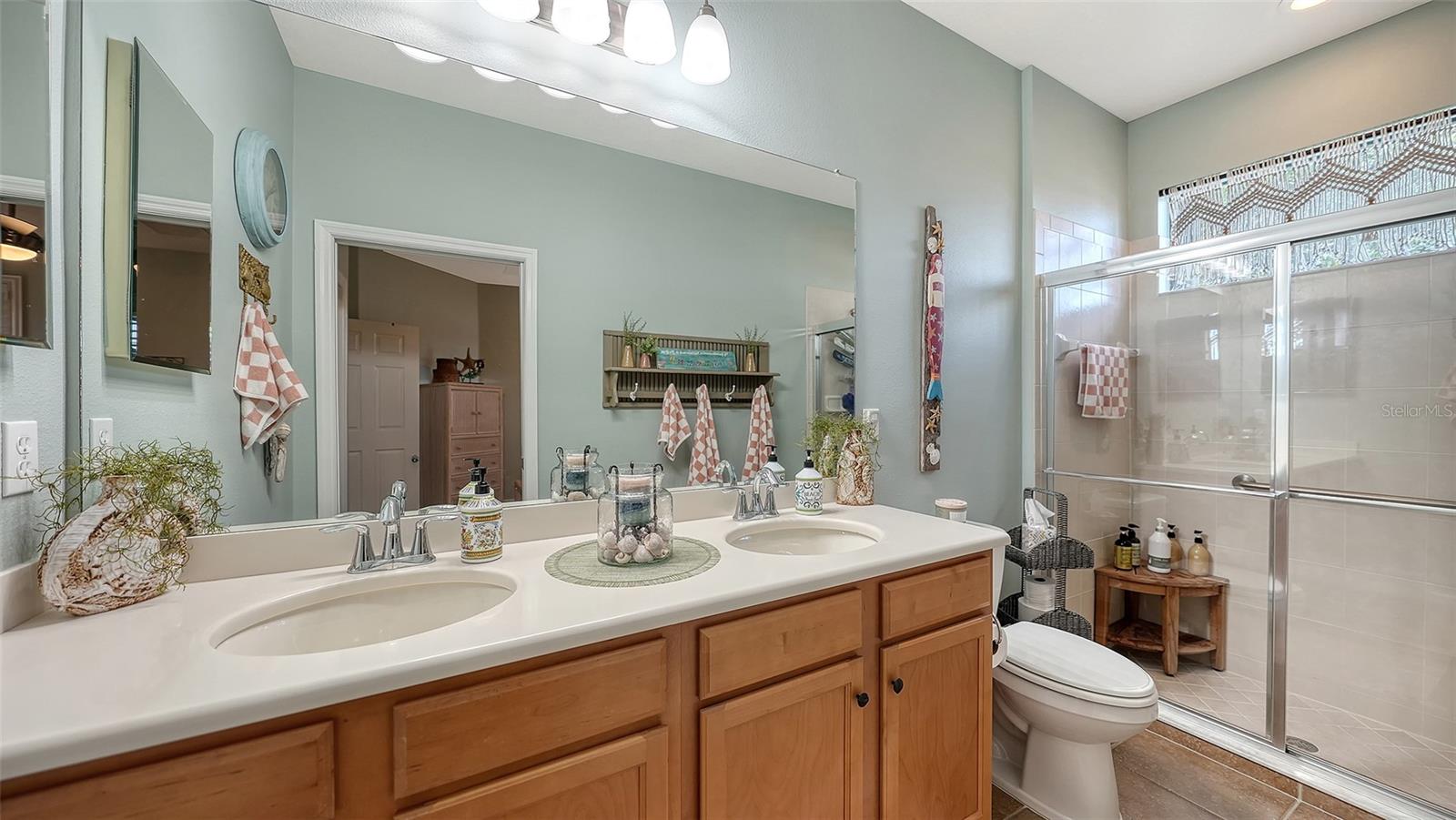 Image 30 of 55 For 11121 Campazzo Drive