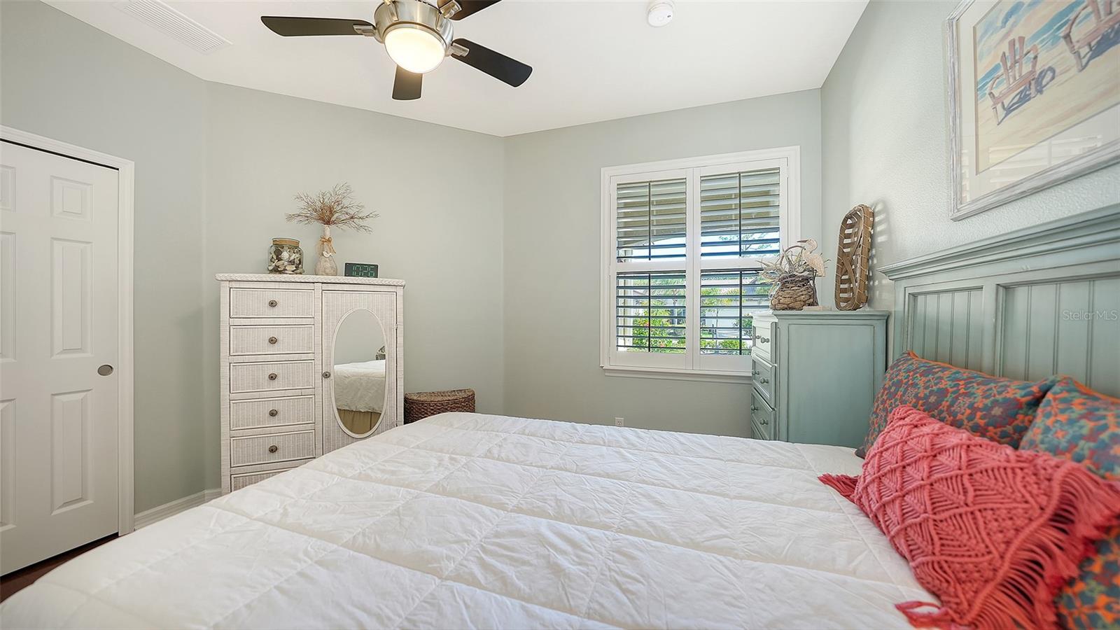 Image 32 of 55 For 11121 Campazzo Drive