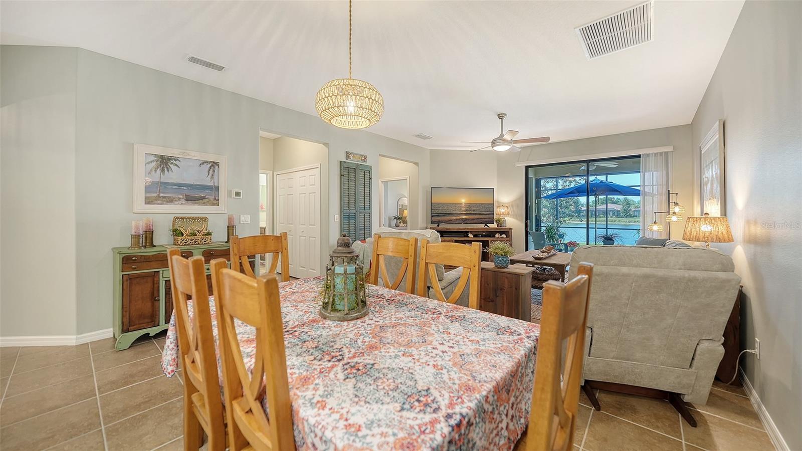 Image 8 of 55 For 11121 Campazzo Drive