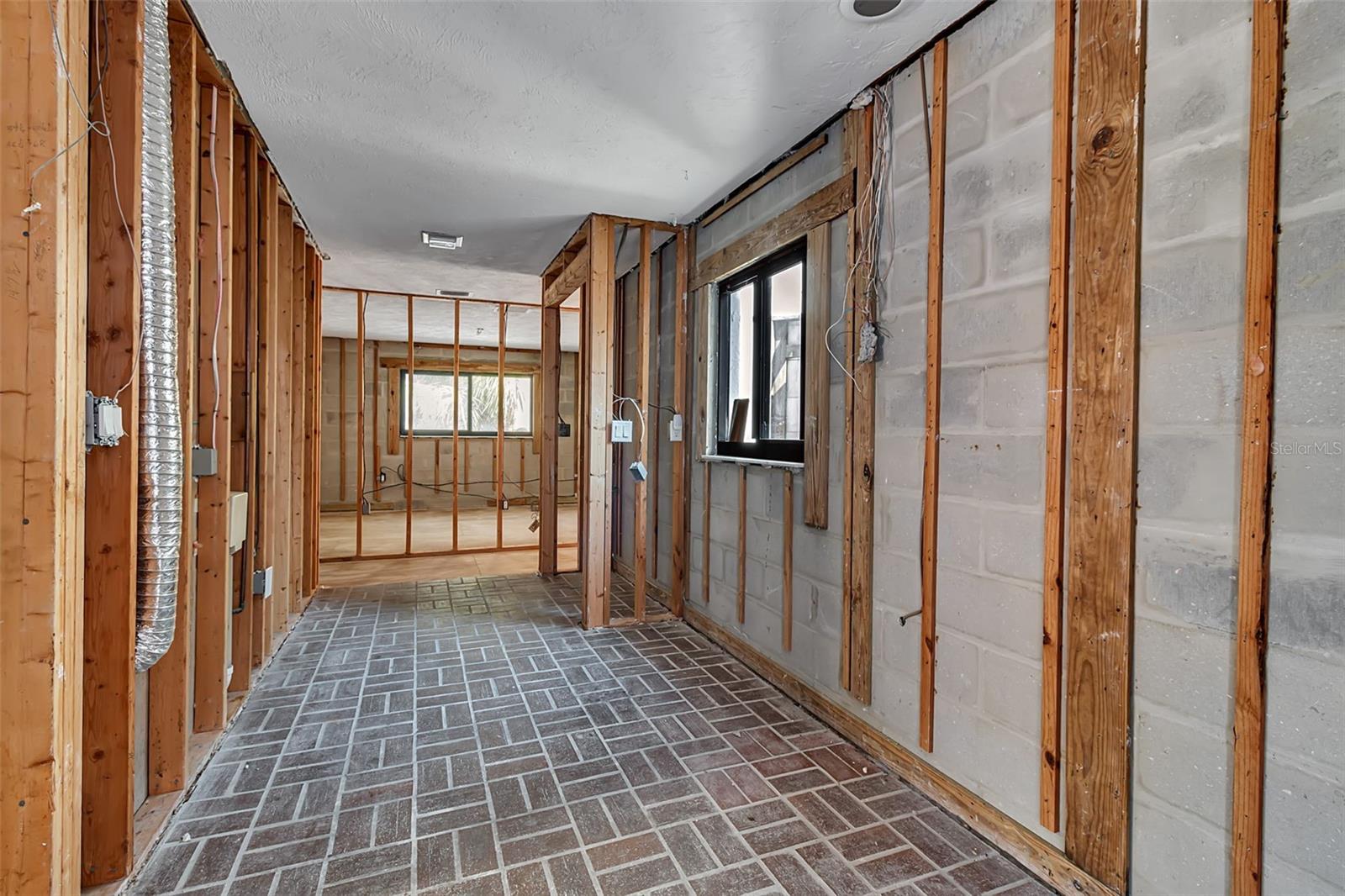 Image 17 of 31 For 1040 Sylvan Drive