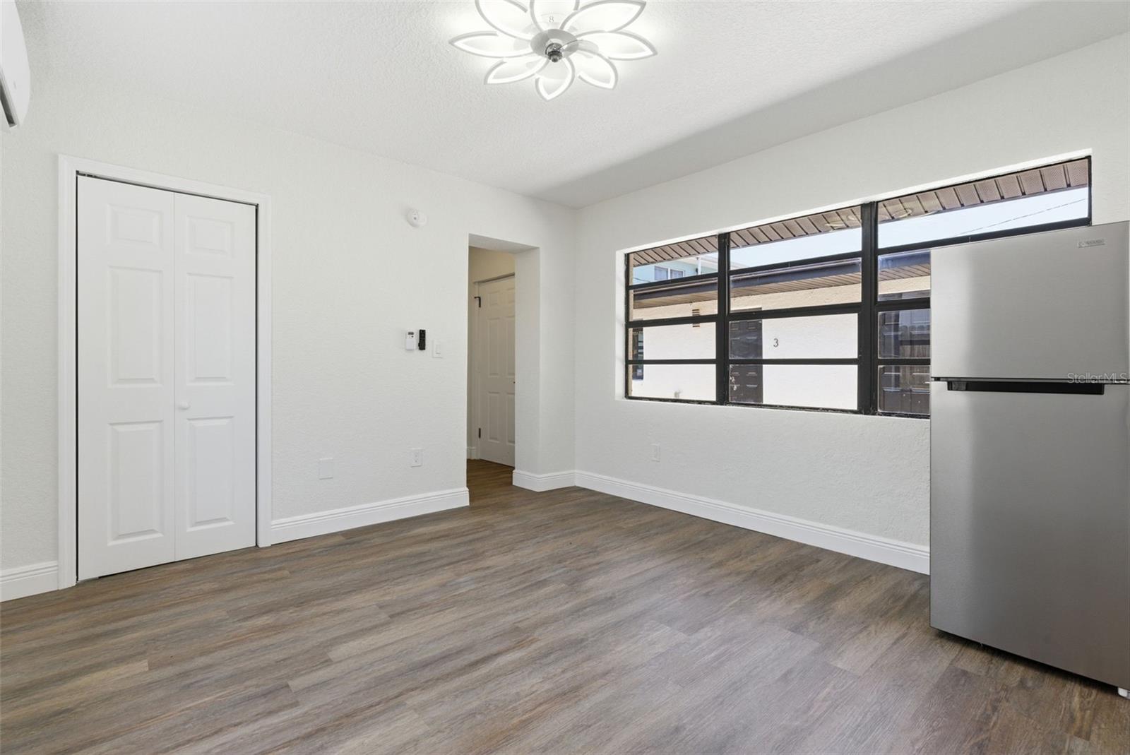 Image 7 of 25 For 113 145th Avenue E 5