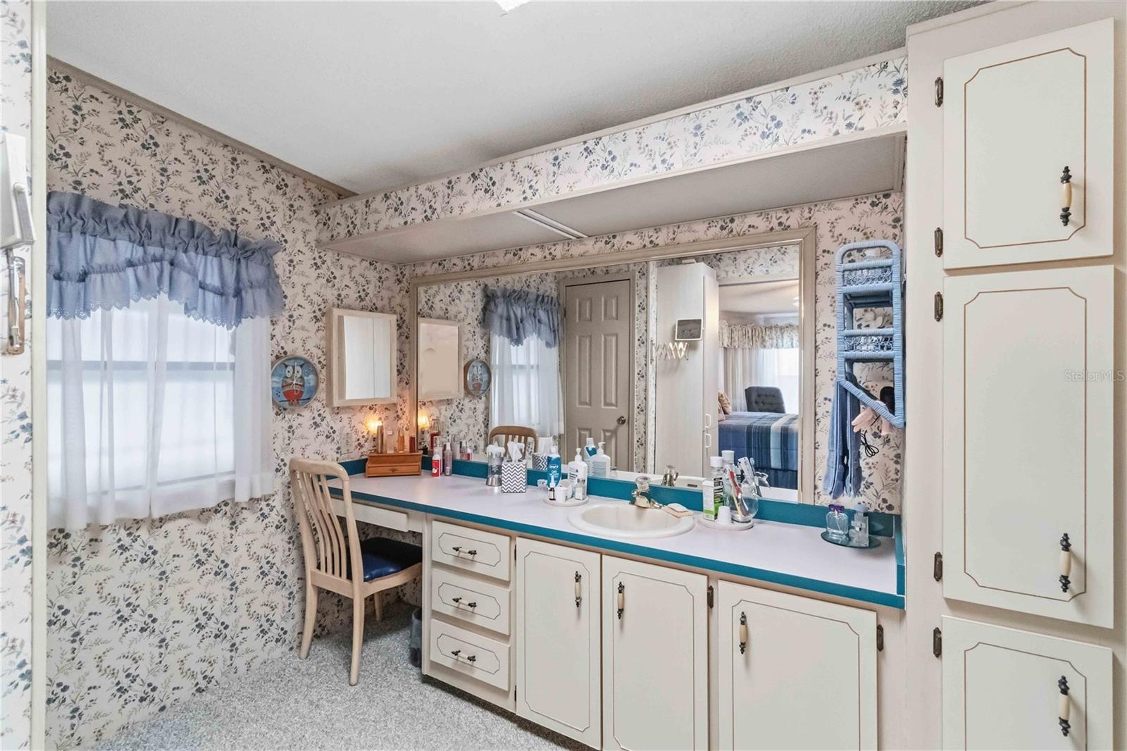 Image 31 of 65 For 8455 Buttonquail Drive