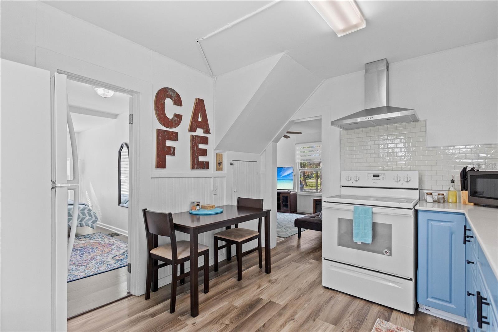 Image 10 of 27 For 2915 Lynnhurst Street