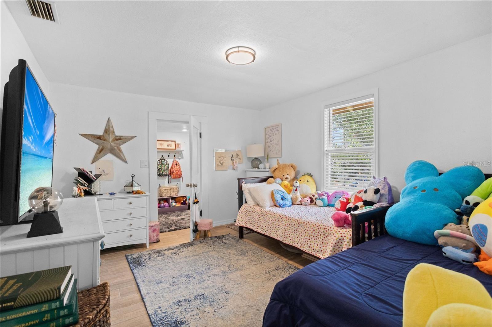 Image 19 of 27 For 2915 Lynnhurst Street