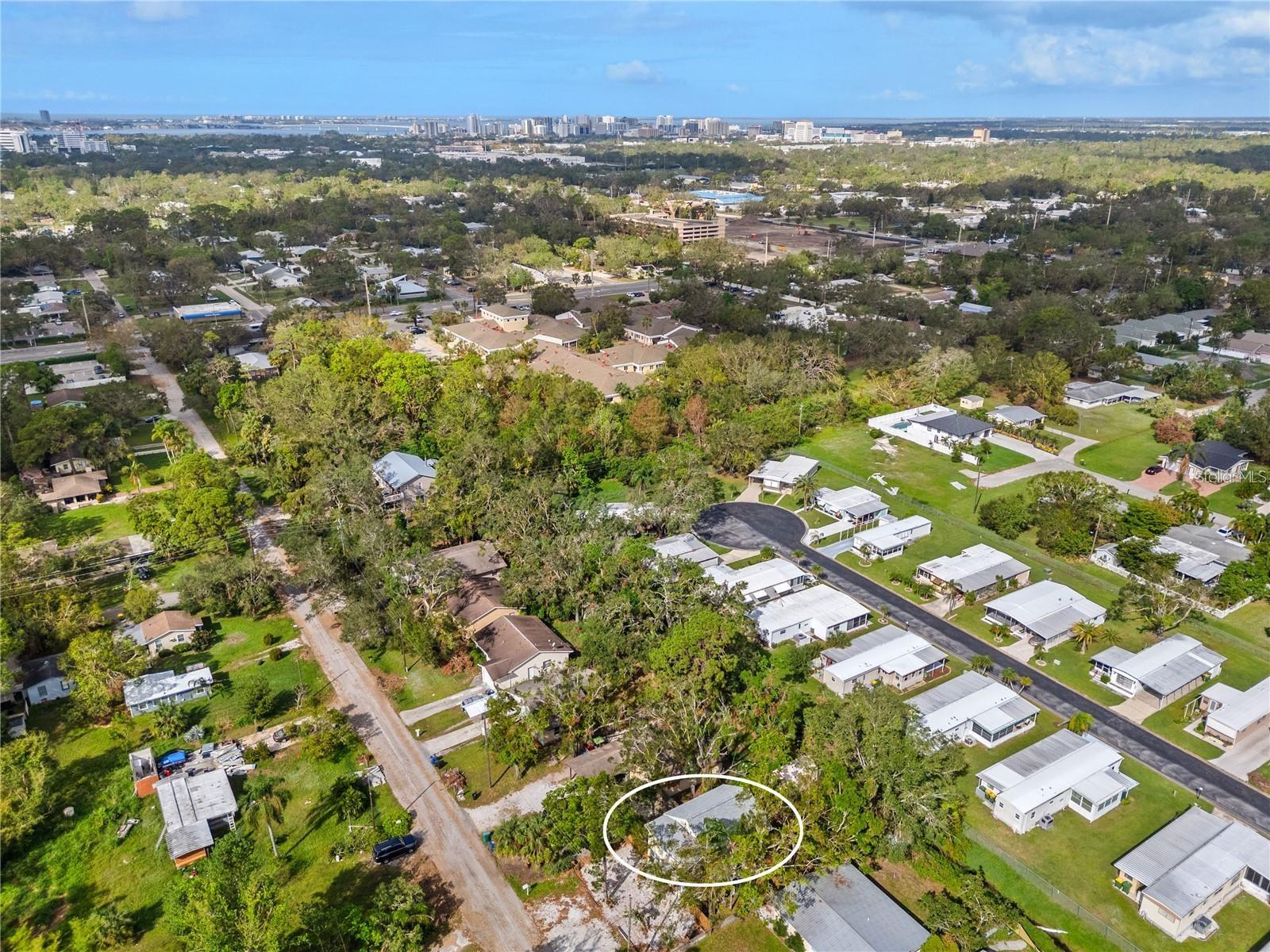 Image 3 of 27 For 2915 Lynnhurst Street