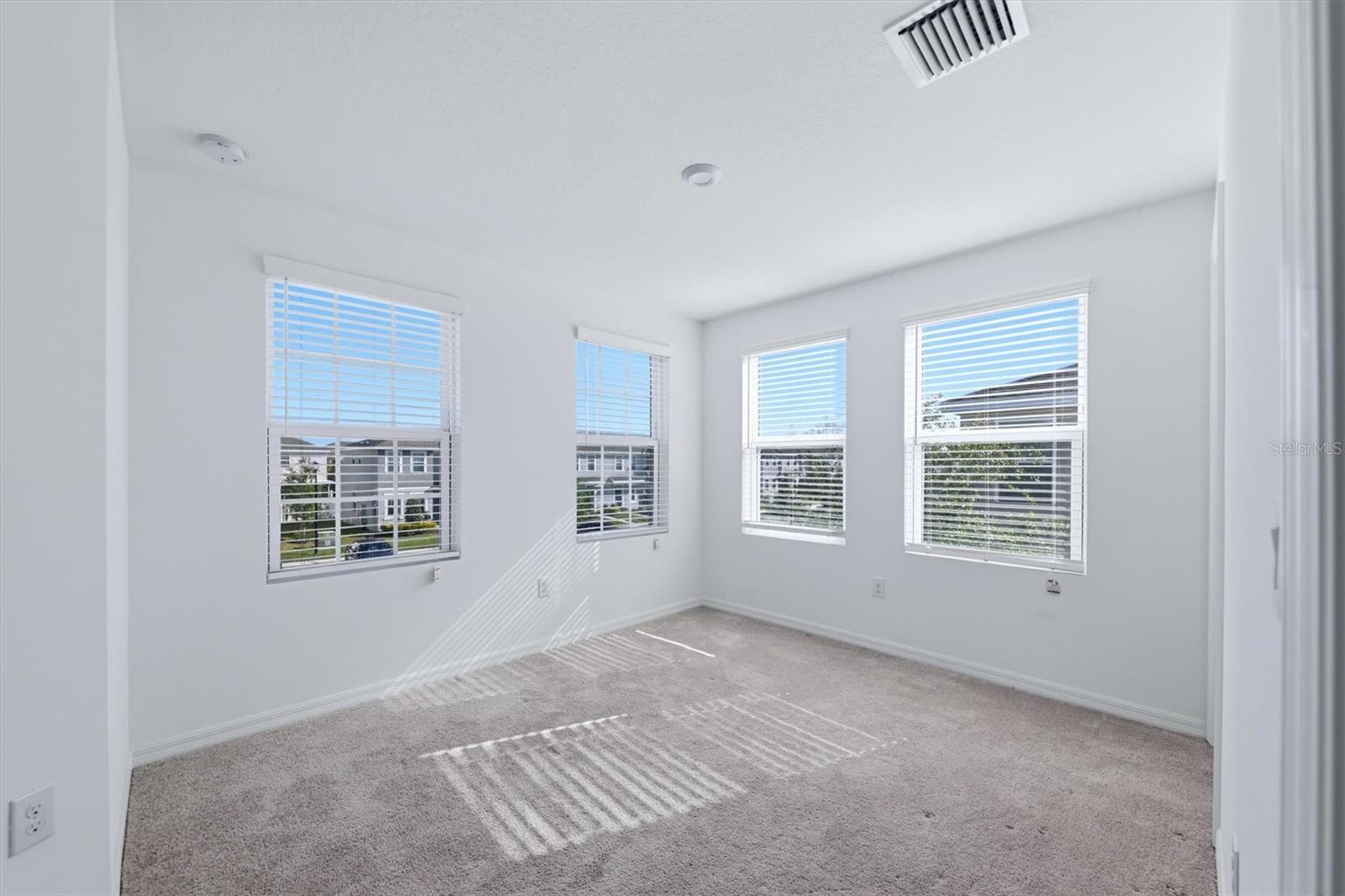 Image 15 of 25 For 6135 Fairmont Lane