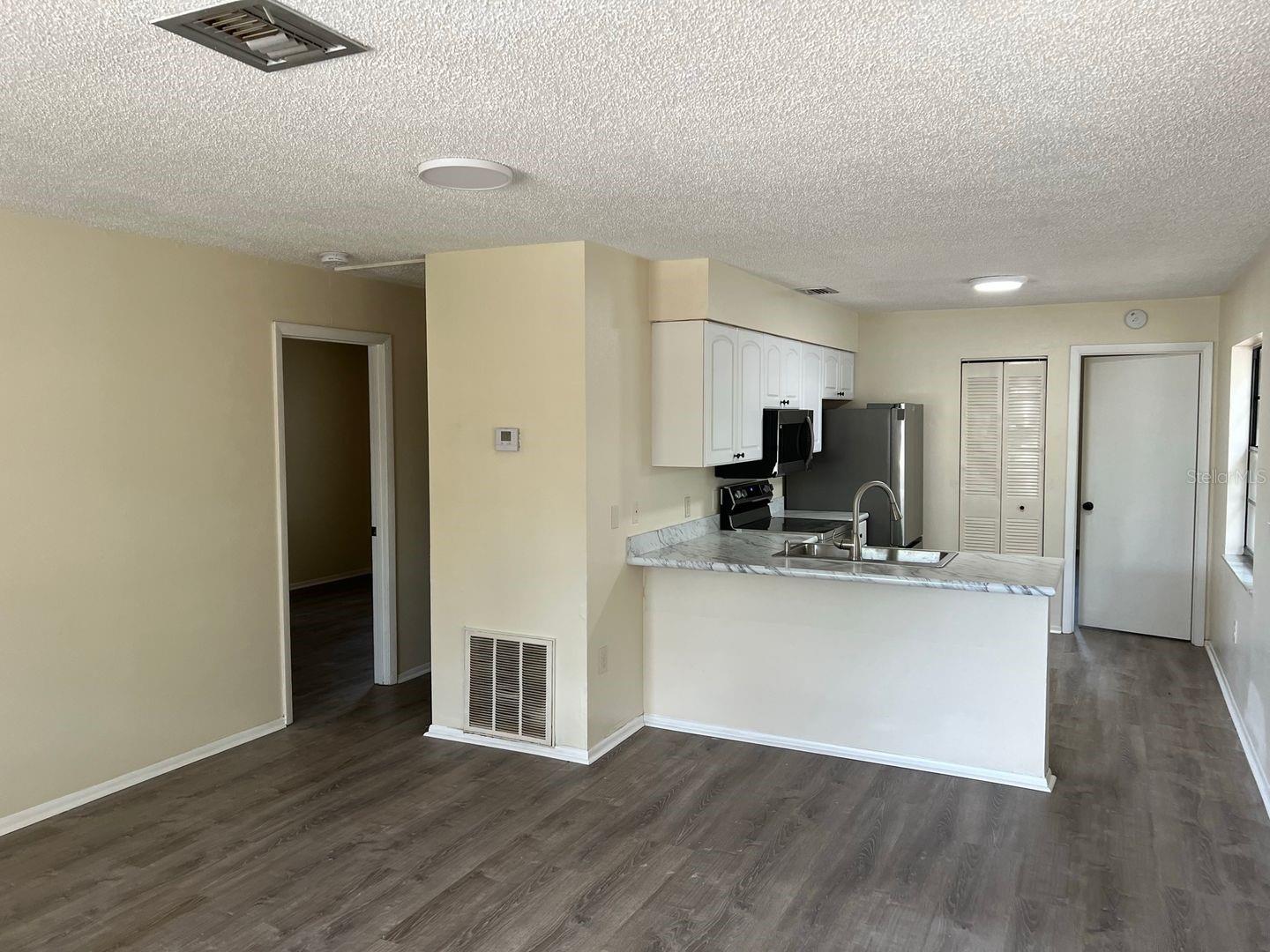 Image 14 of 22 For 607 23rd Avenue E