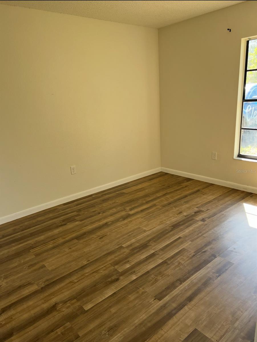 Image 19 of 22 For 607 23rd Avenue E