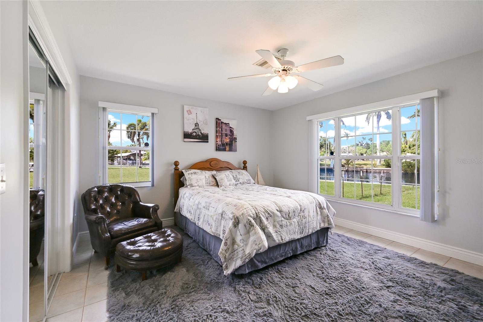 Listing photo id 24 for 6912 7th Avenue Boulevard Nw