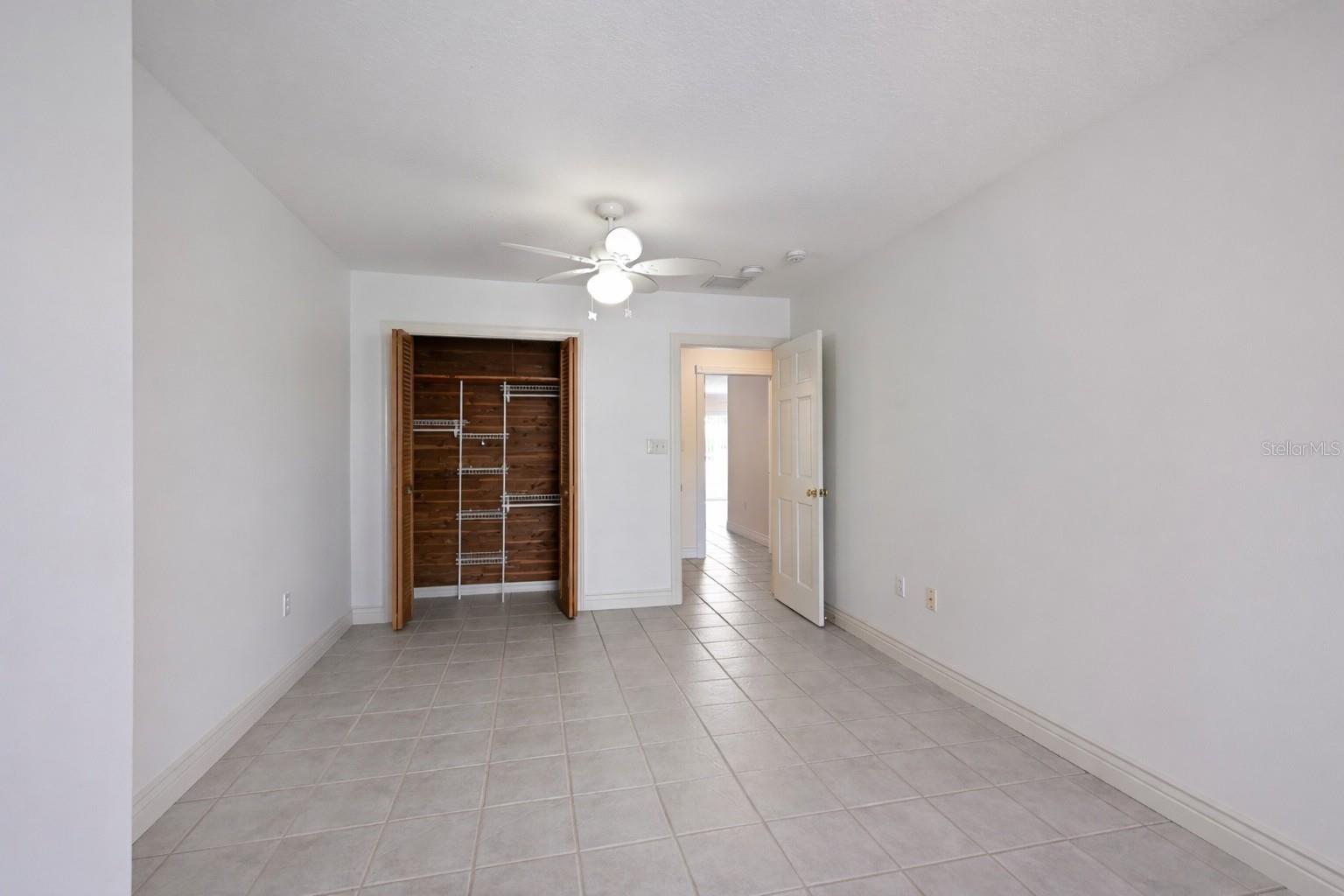 Listing photo id 27 for 6912 7th Avenue Boulevard Nw