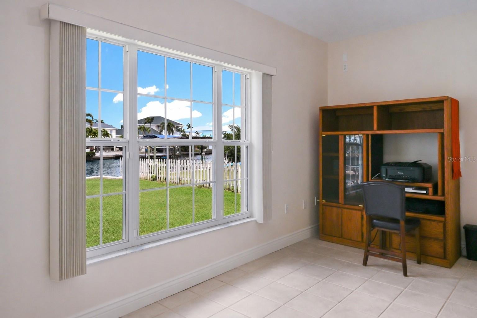 Listing photo id 30 for 6912 7th Avenue Boulevard Nw