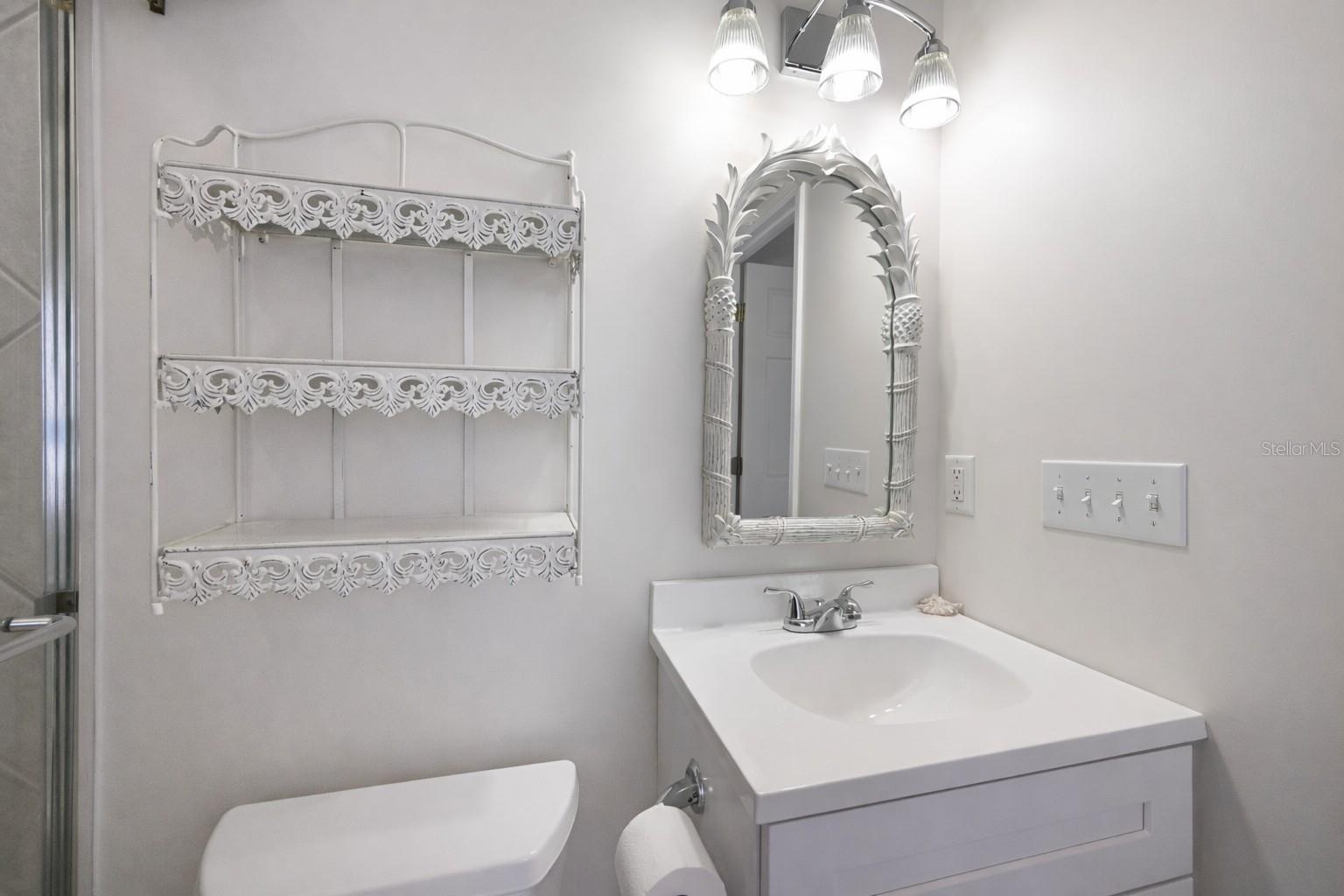 Listing photo id 32 for 6912 7th Avenue Boulevard Nw