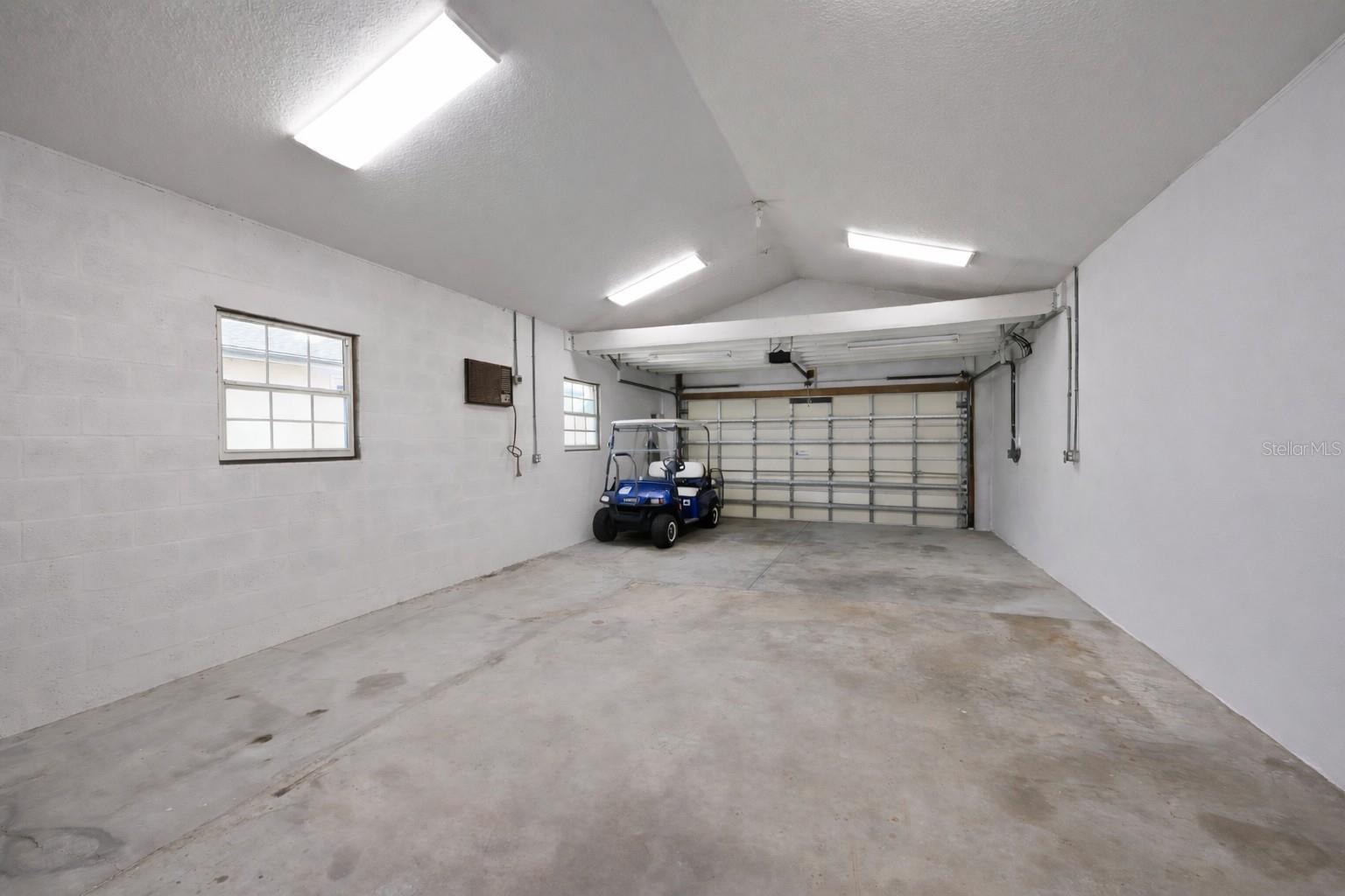 Listing photo id 48 for 6912 7th Avenue Boulevard Nw