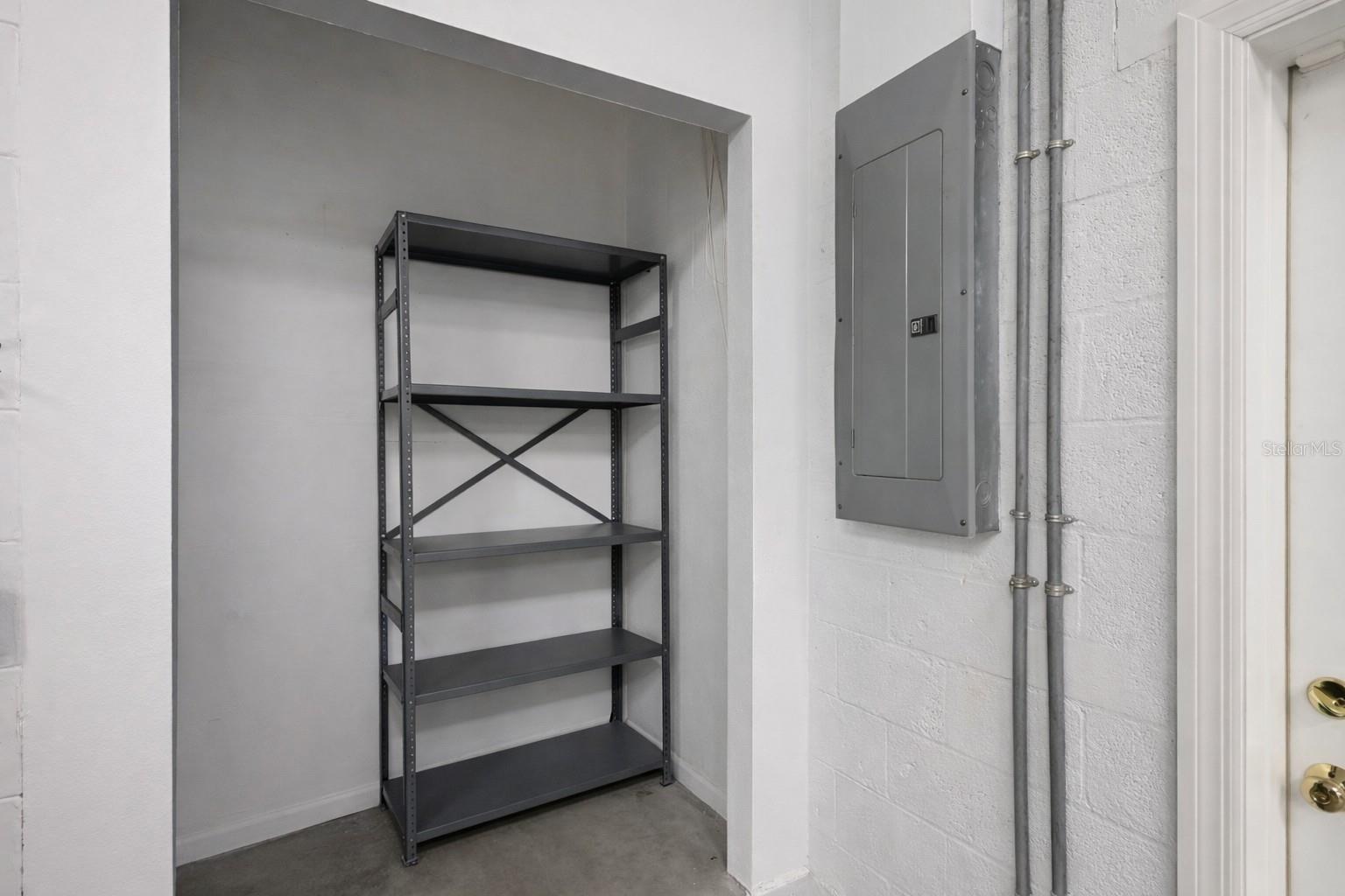 Listing photo id 50 for 6912 7th Avenue Boulevard Nw