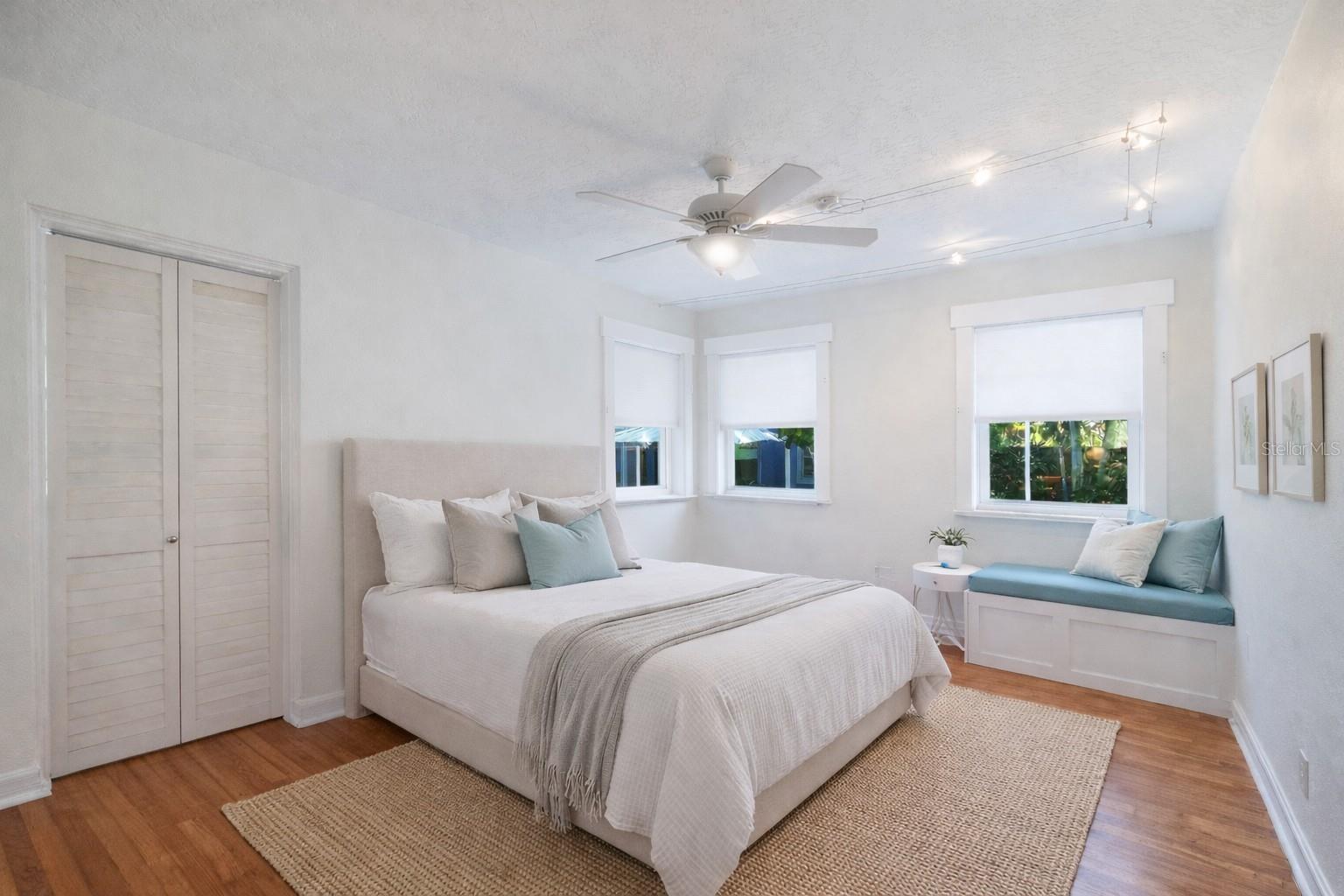 Image 20 of 39 For 104 24th Street Nw