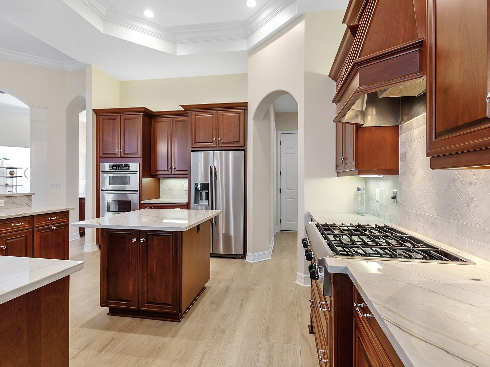 Image 33 of 90 For 7003 Portmarnock Place