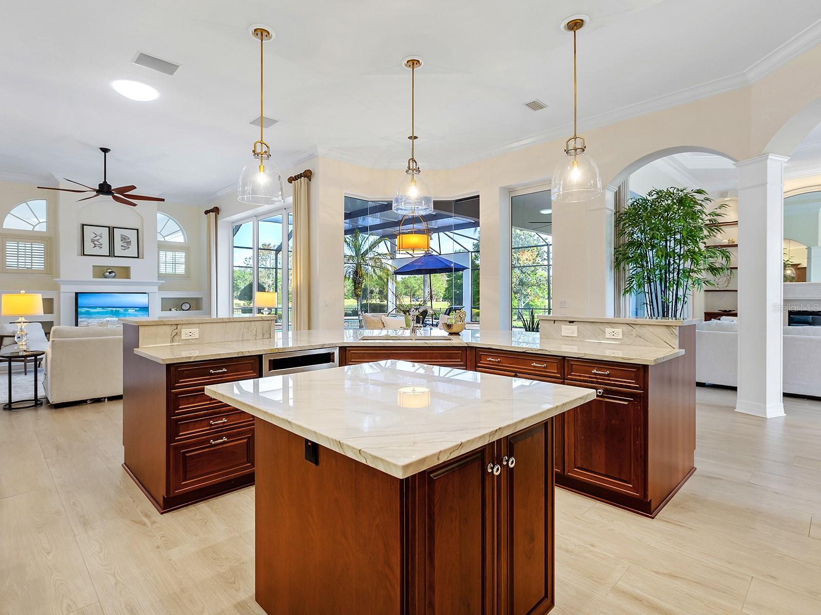 Image 37 of 90 For 7003 Portmarnock Place