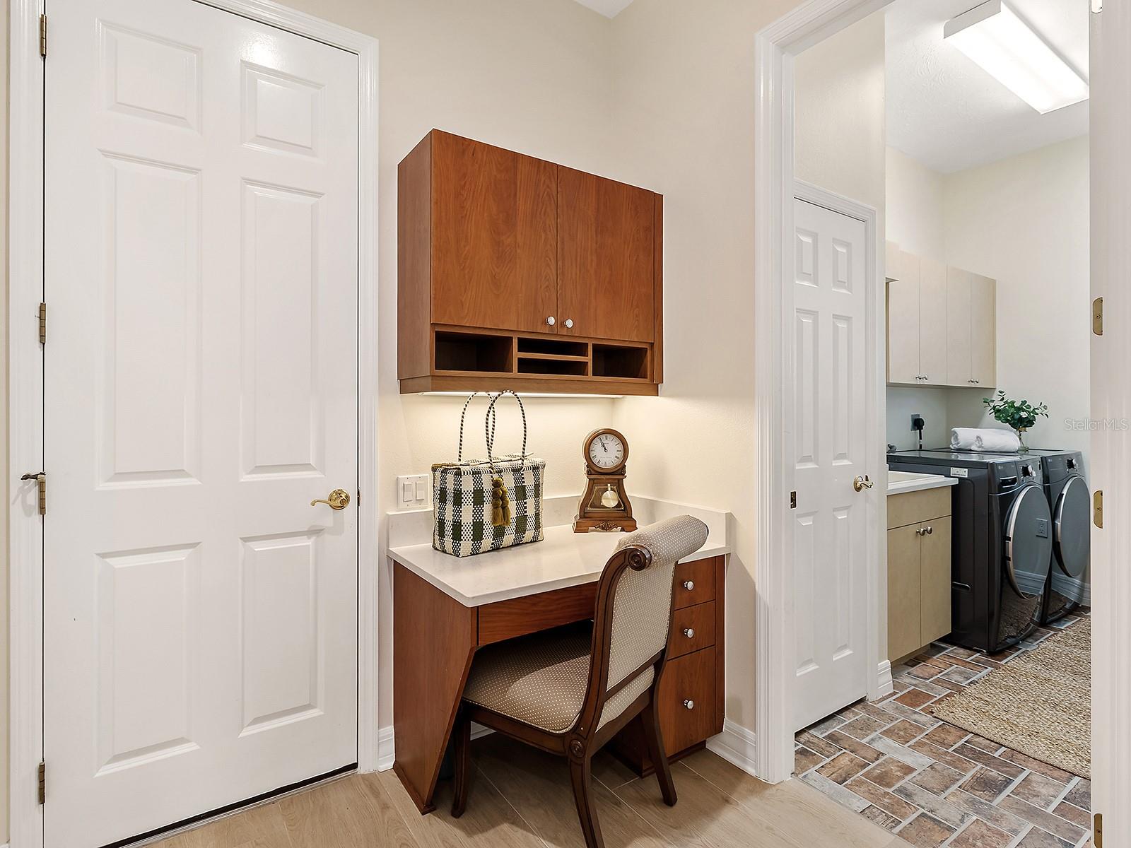 Image 61 of 90 For 7003 Portmarnock Place