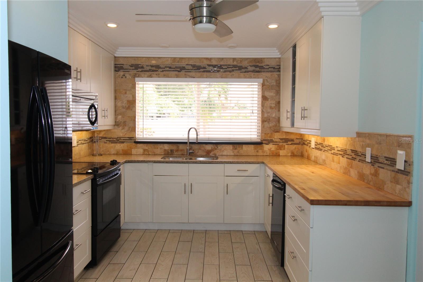 Image 9 of 28 For 2705 Brink Avenue