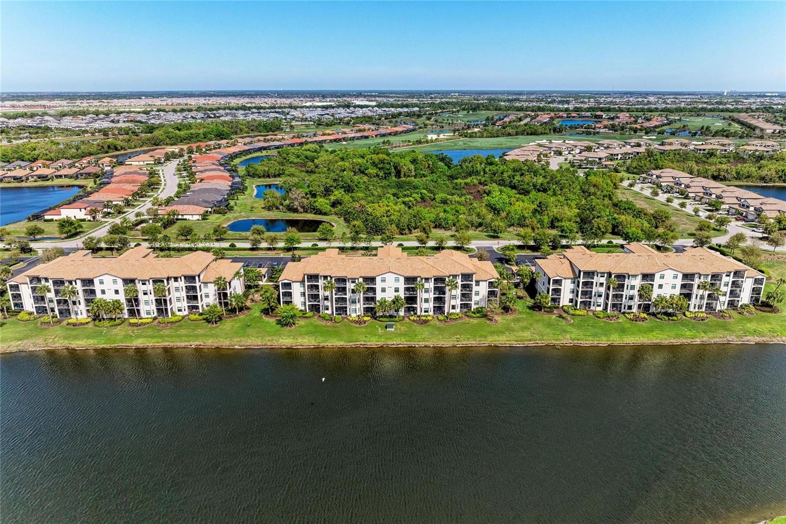 Image 2 of 69 For 17108 Vardon Terrace 305