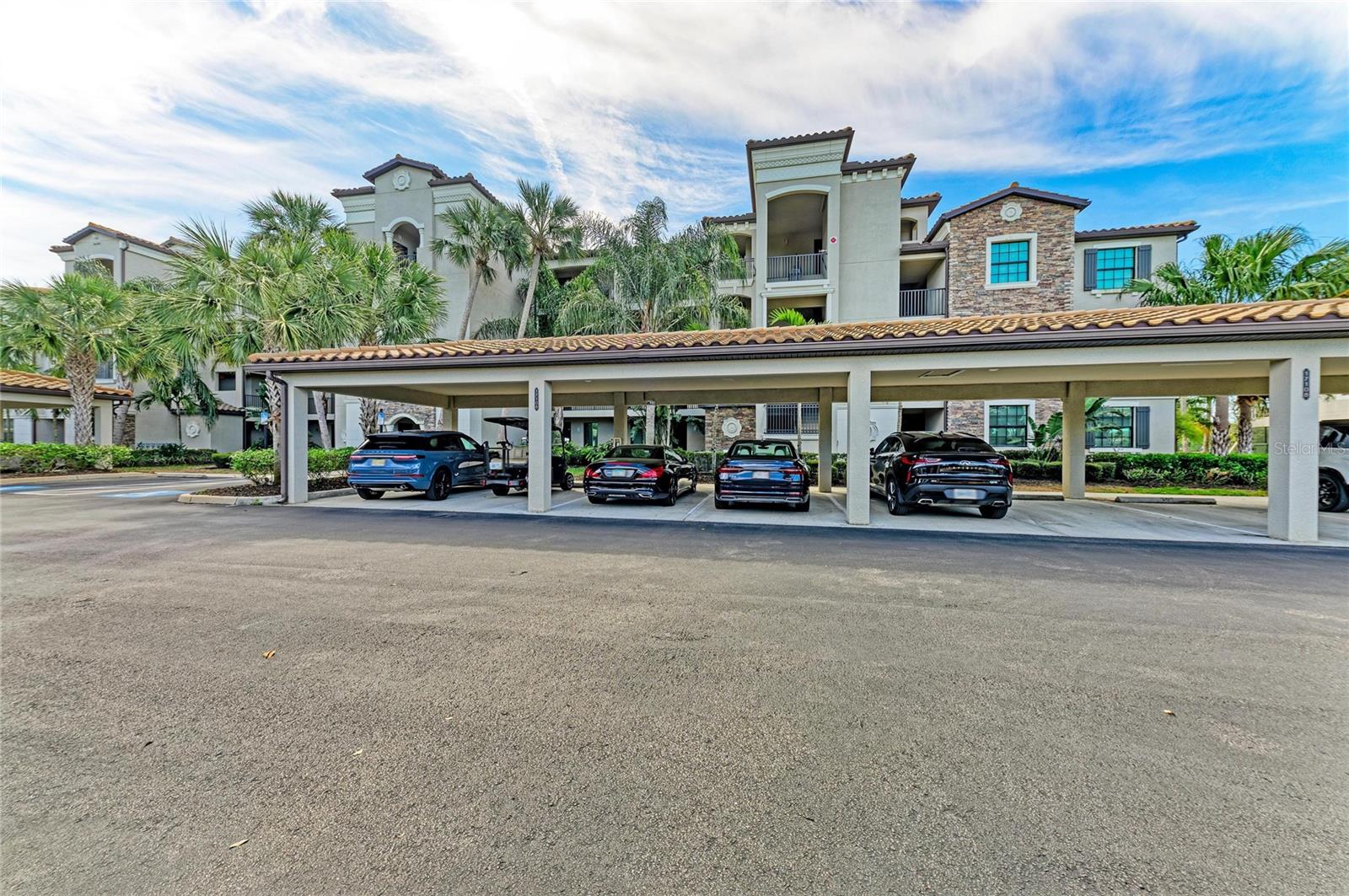 Image 35 of 69 For 17108 Vardon Terrace 305