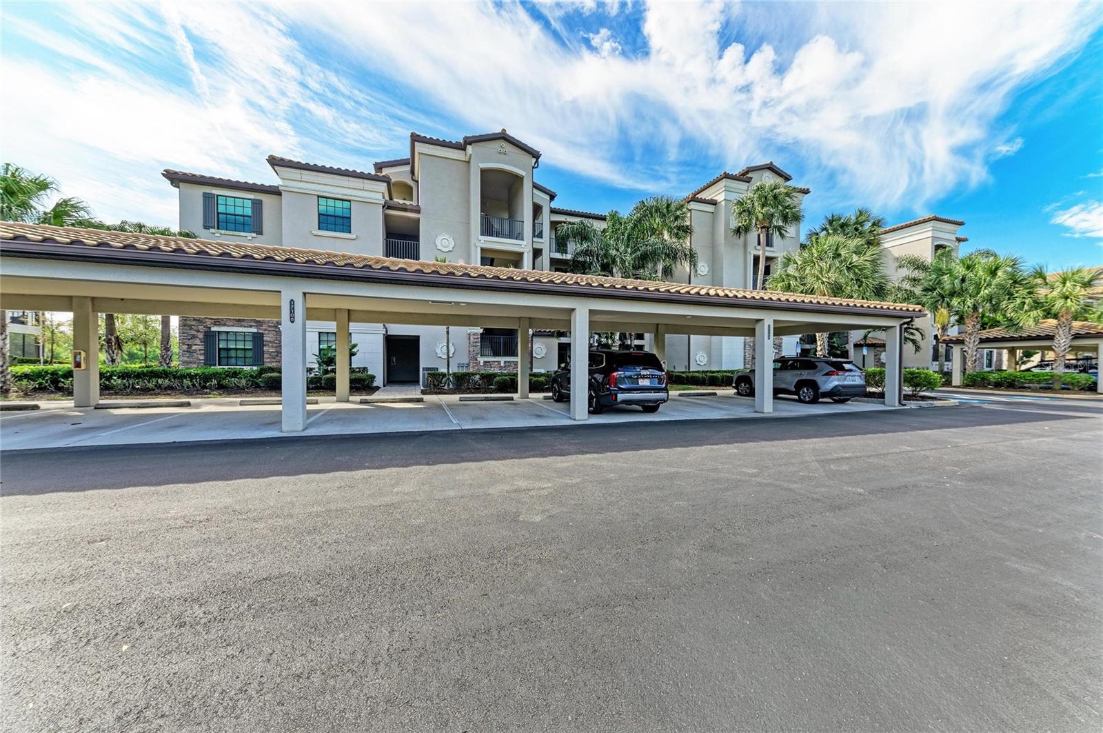 Image 36 of 69 For 17108 Vardon Terrace 305