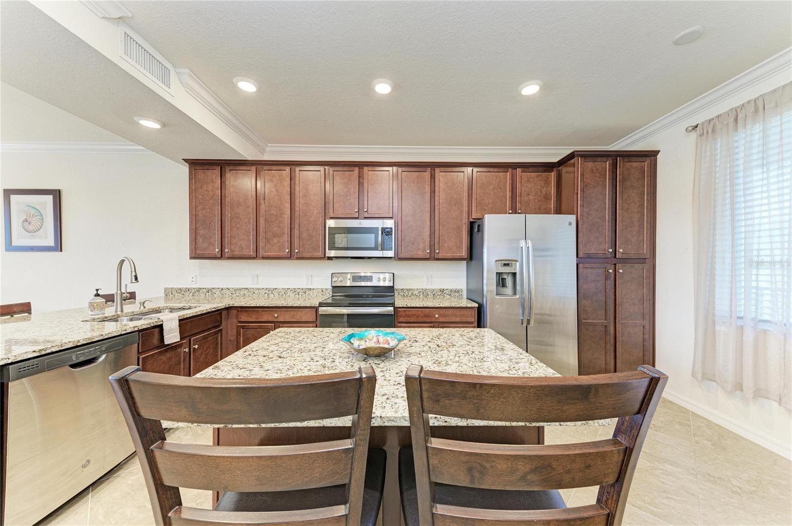 Image 7 of 69 For 17108 Vardon Terrace 305