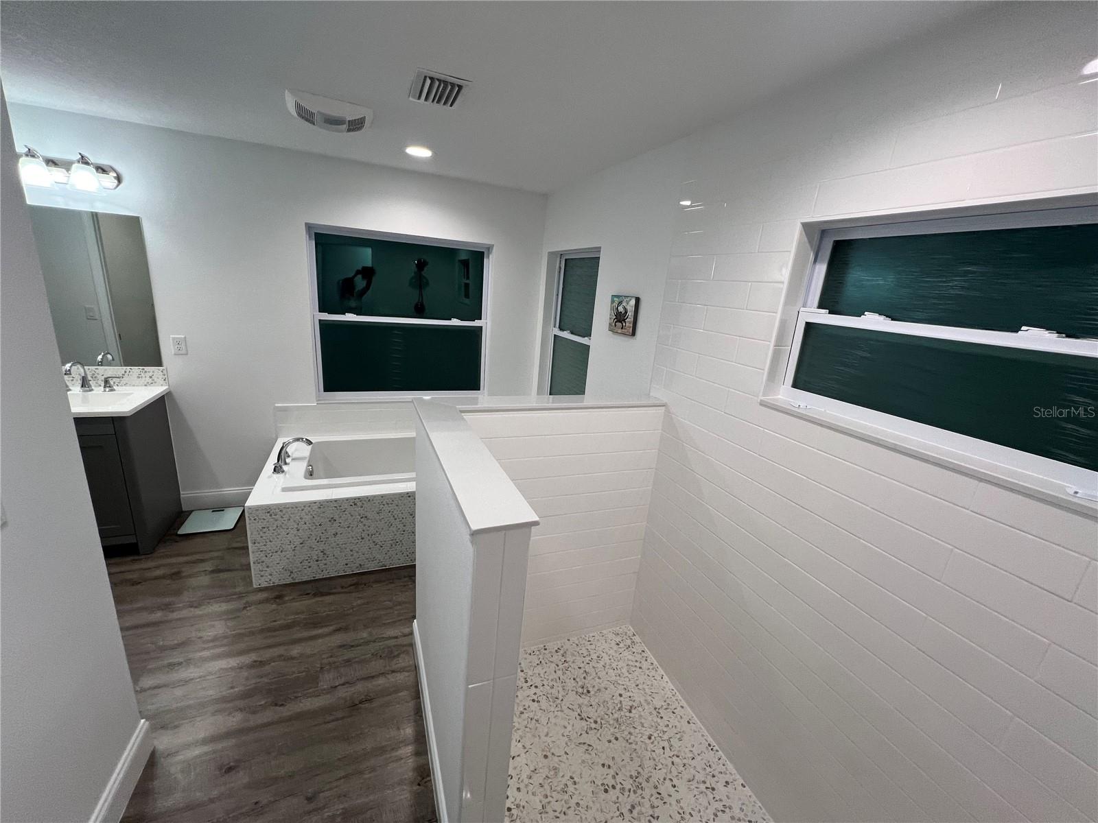 Image 29 of 33 For 4620 7th Avenue W