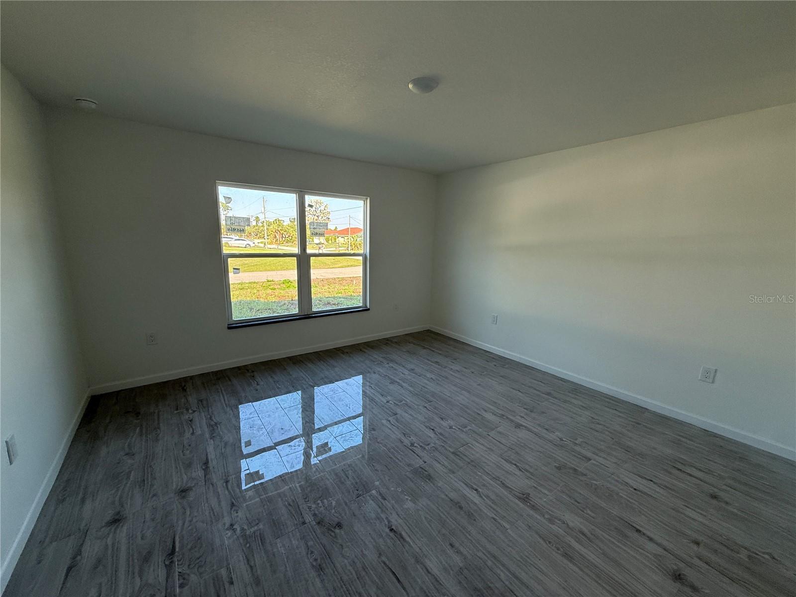 Image 9 of 37 For 4438 Carrizal Terrace