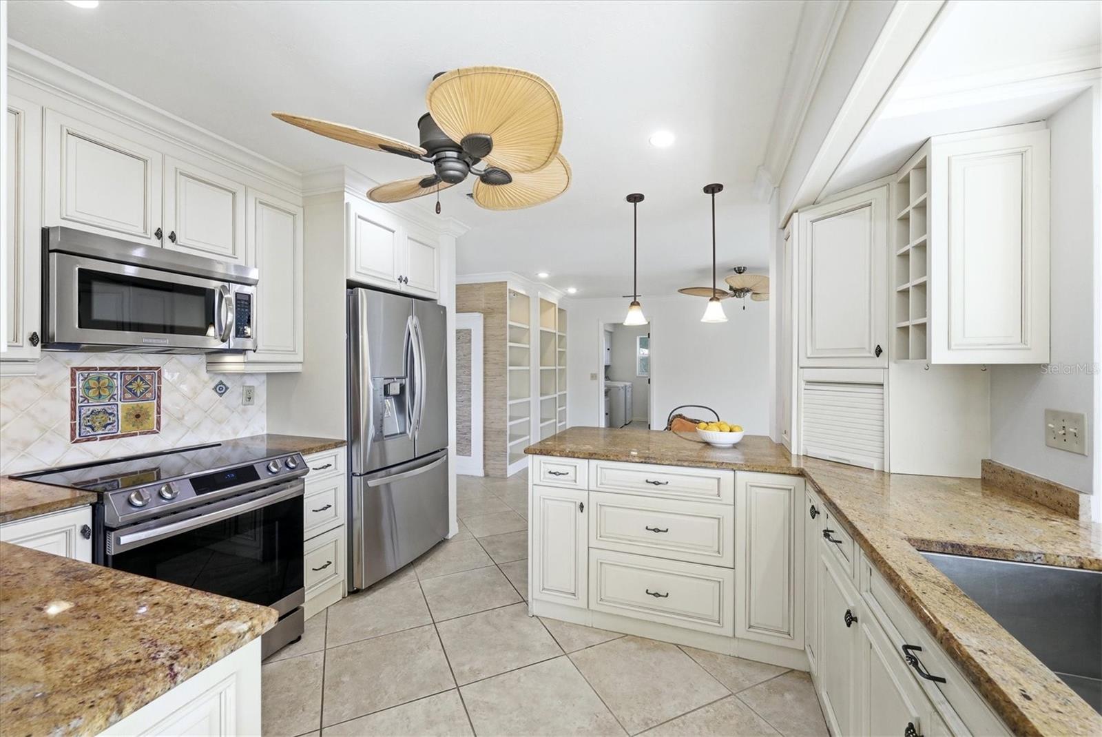 Image 11 of 55 For 4986 Waterbridge Down