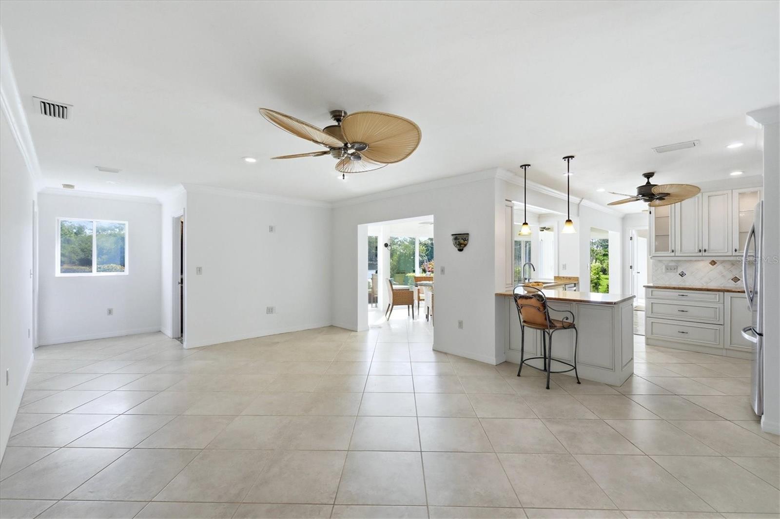 Image 16 of 55 For 4986 Waterbridge Down