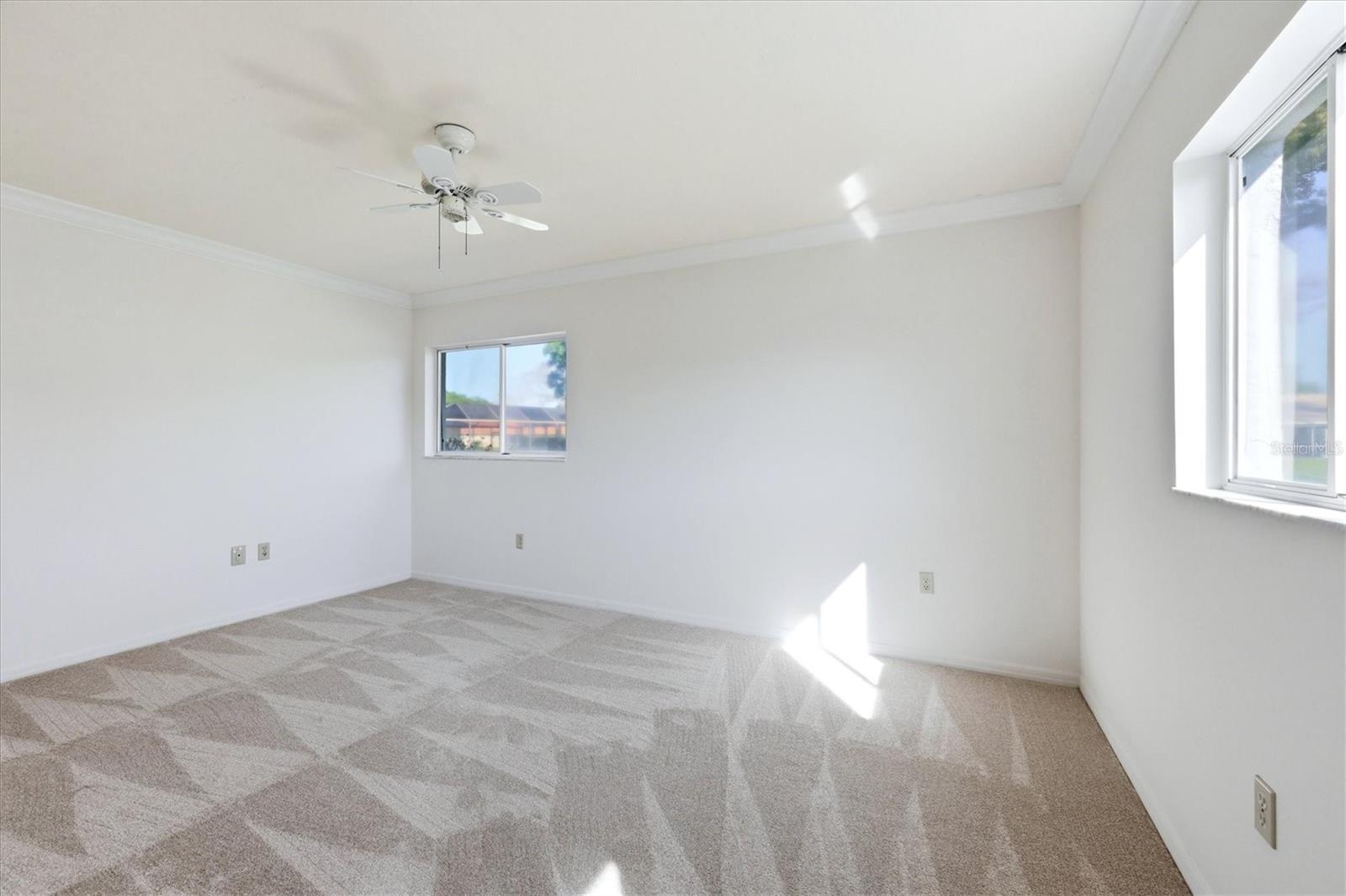 Image 25 of 55 For 4986 Waterbridge Down